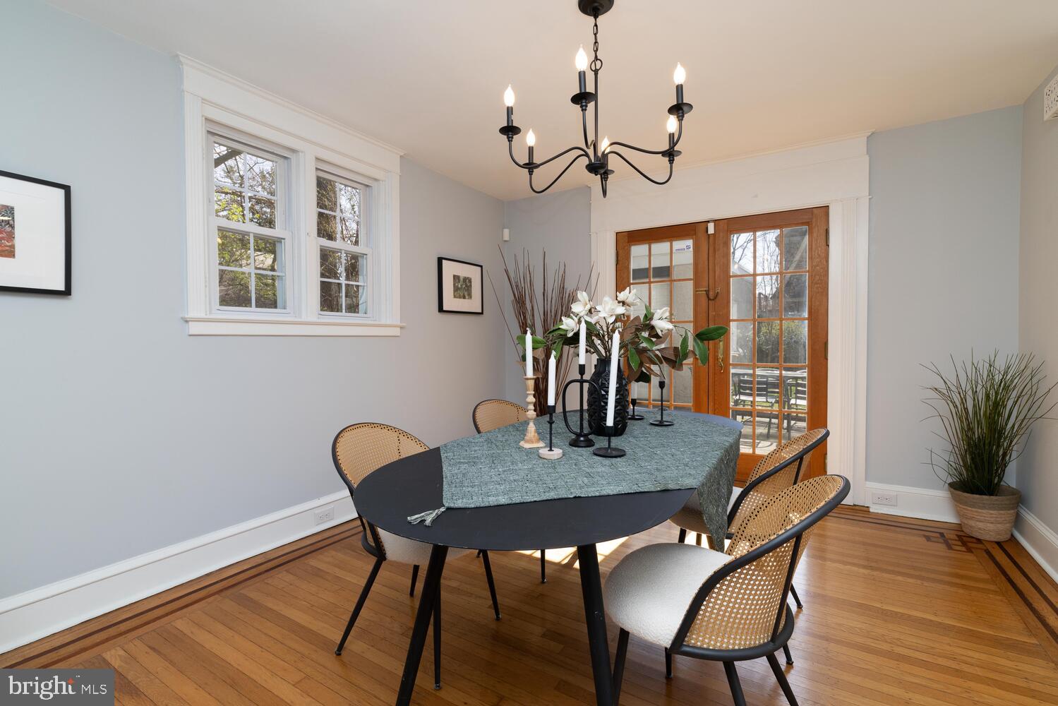 EAST FALLS - Residential