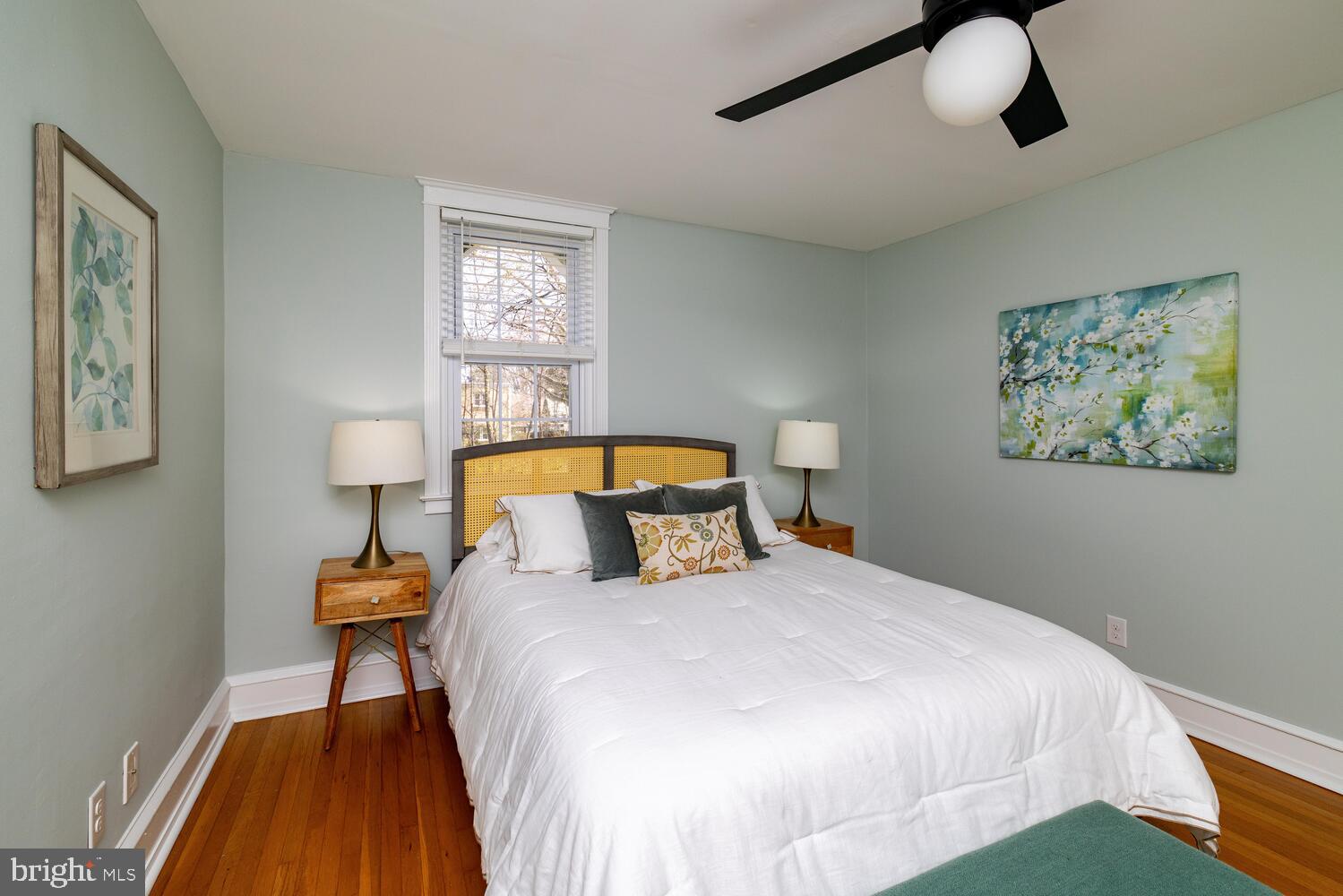 EAST FALLS - Residential