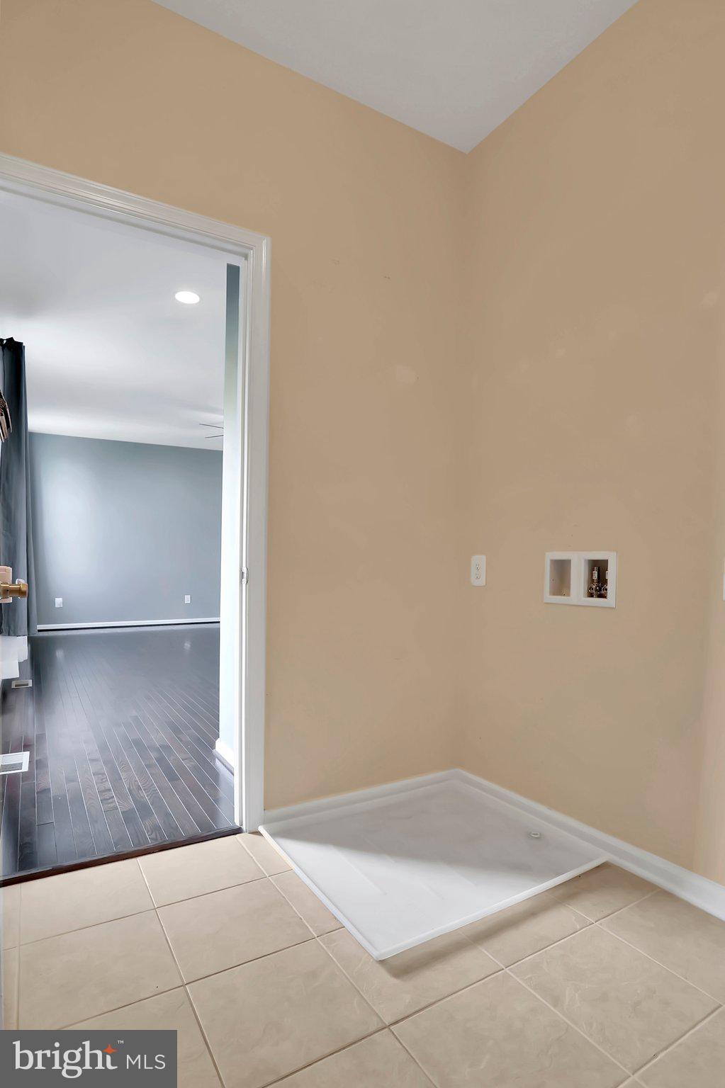 NORBORNE GLEBE - Residential