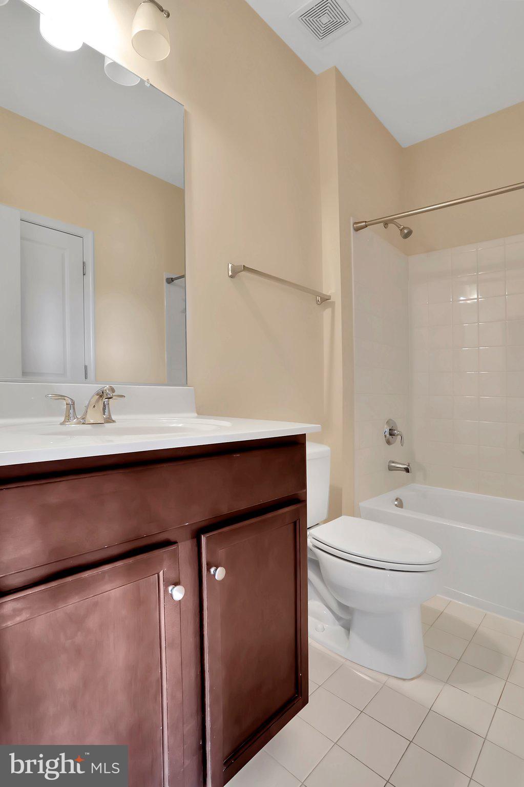 NORBORNE GLEBE - Residential