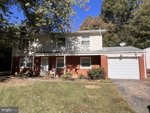 Photo of 14512 Duran Drive, WOODBRIDGE, VA 22193 (MLS # VAPW2132940)