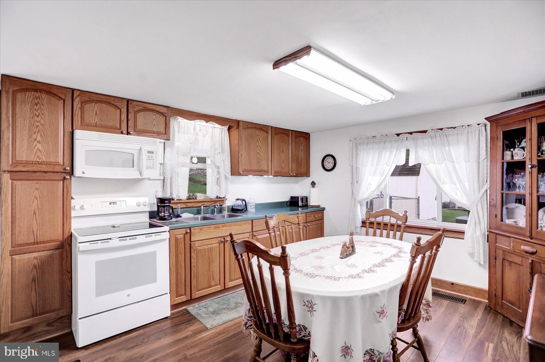 CENTERVILLE - Residential