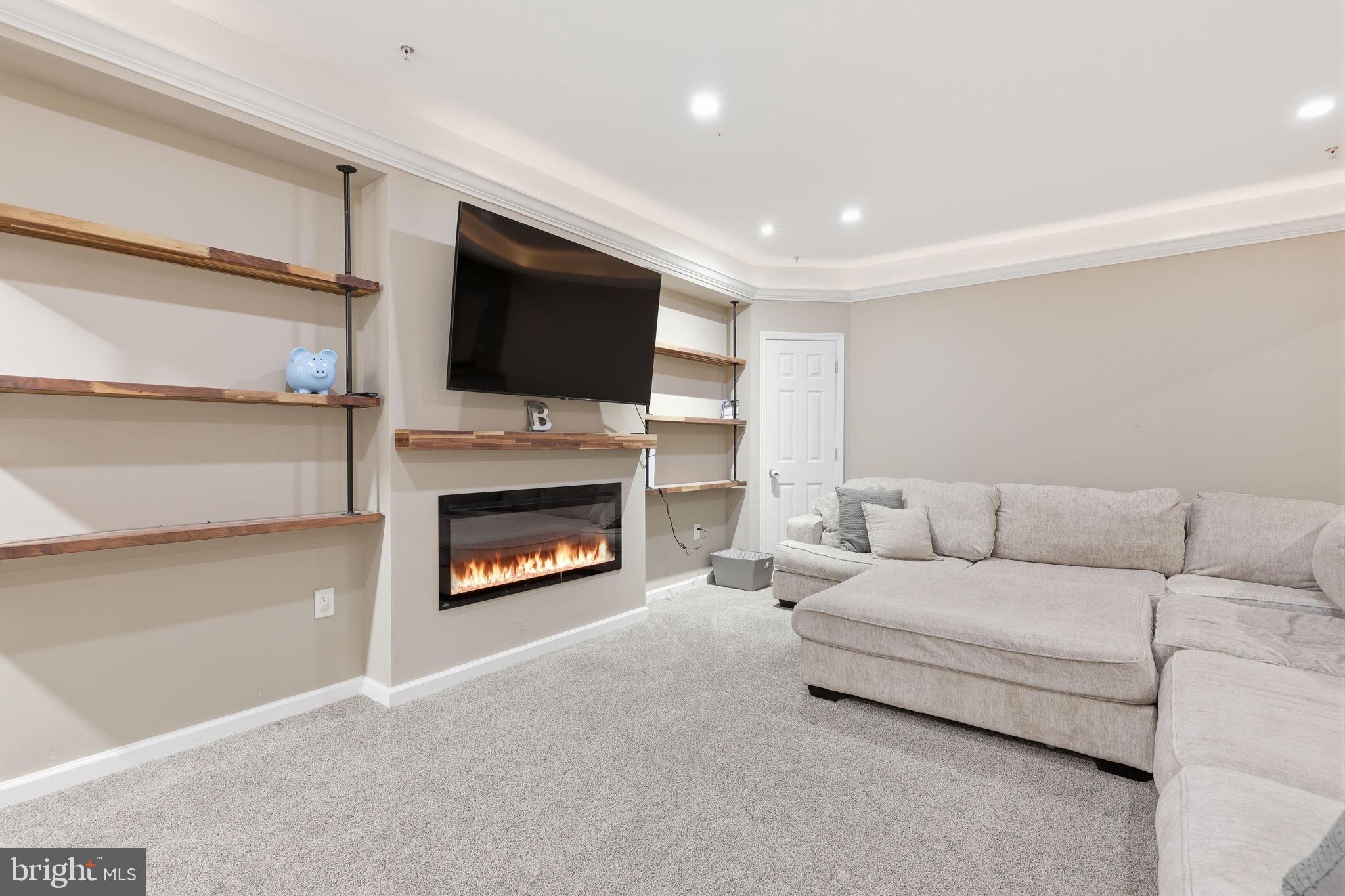 BUCKINGHAM - Residential