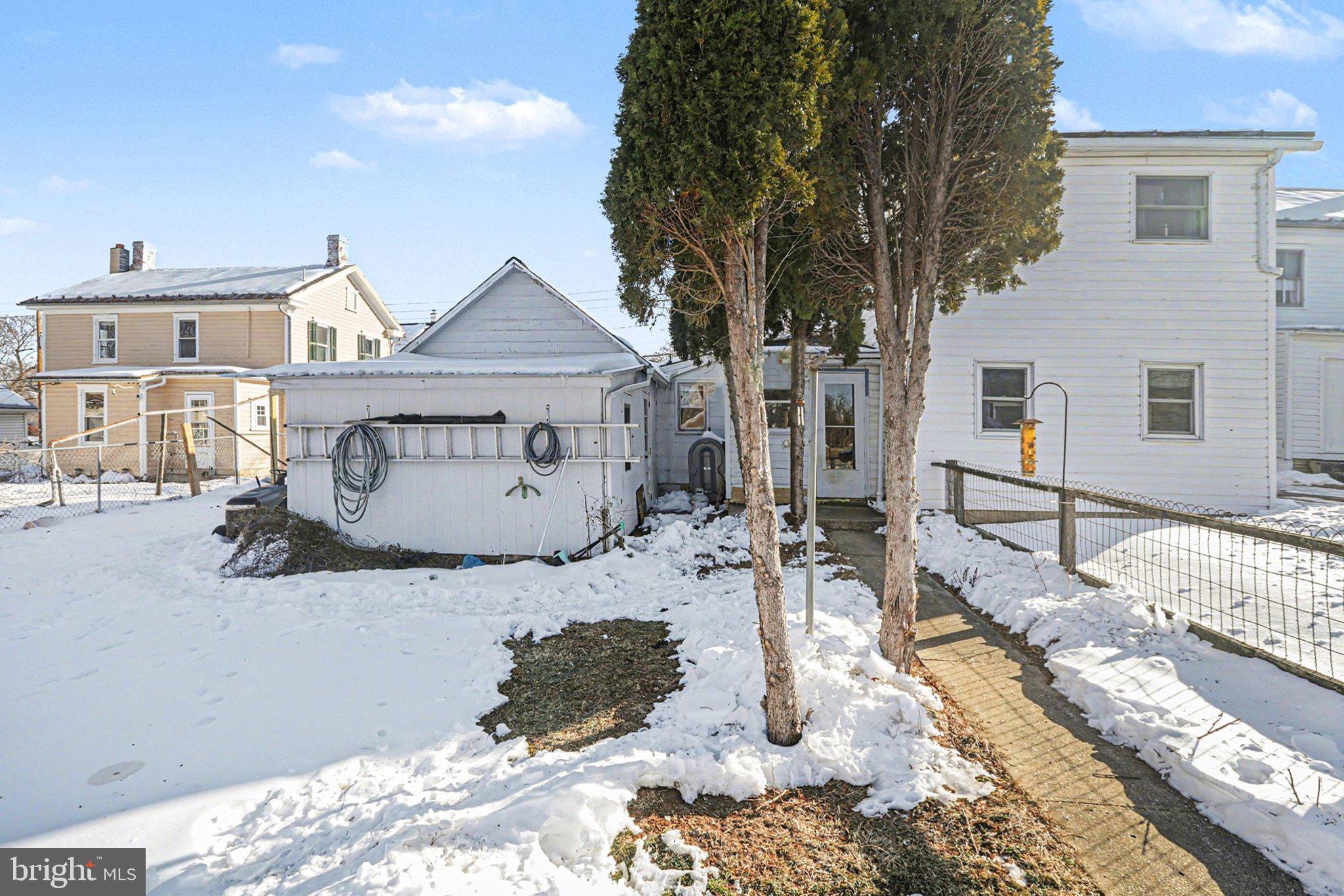 GREASON ROAD - Residential