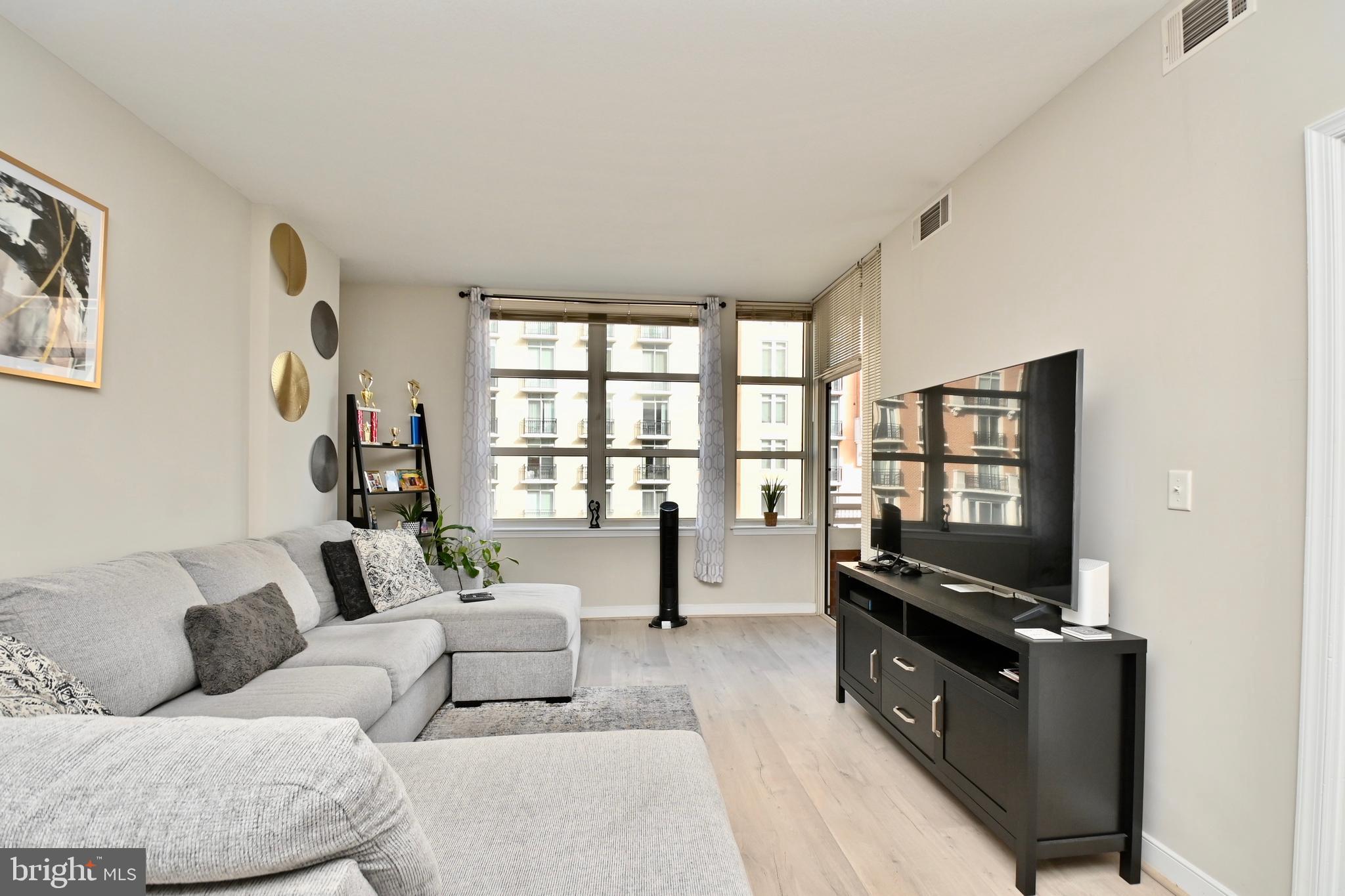 NATIONAL HARBOR - Residential Lease