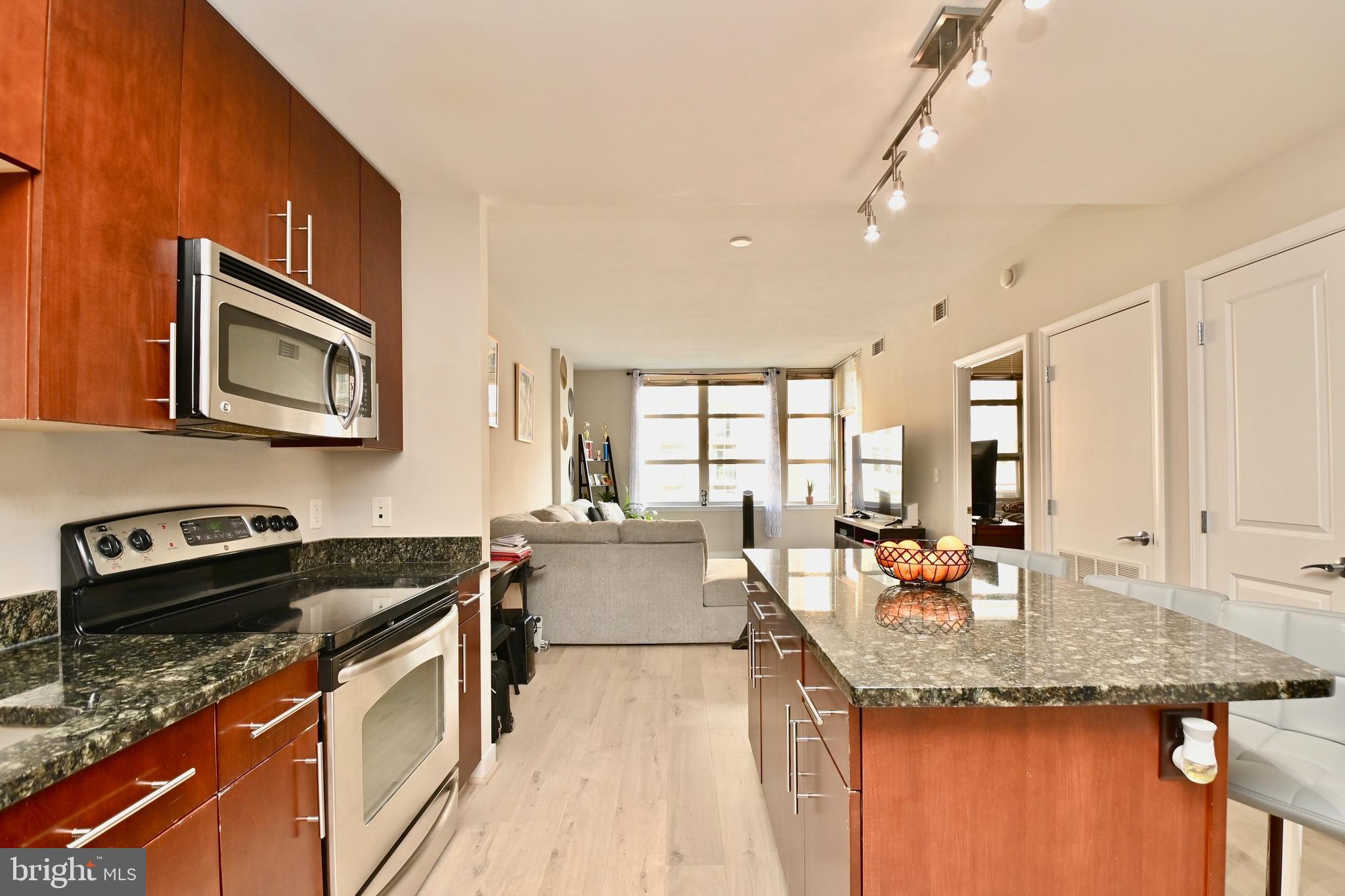 NATIONAL HARBOR - Residential Lease