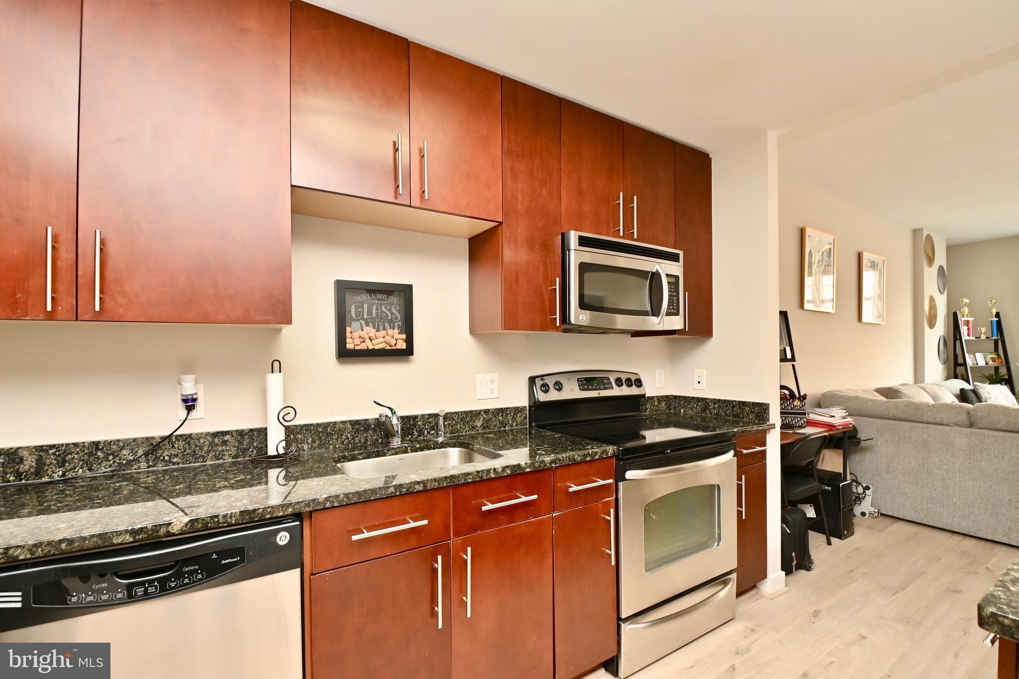 NATIONAL HARBOR - Residential Lease