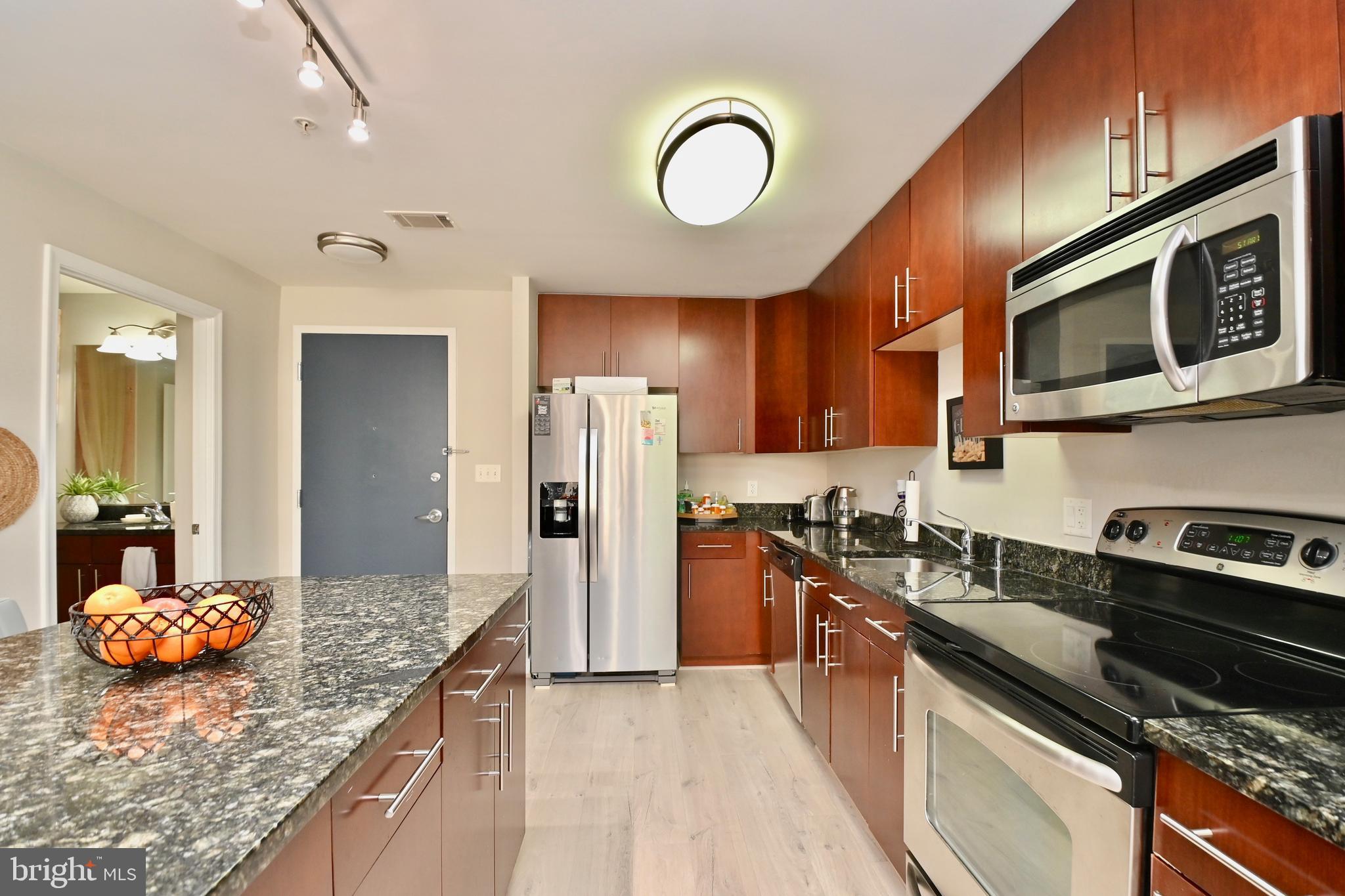 NATIONAL HARBOR - Residential Lease