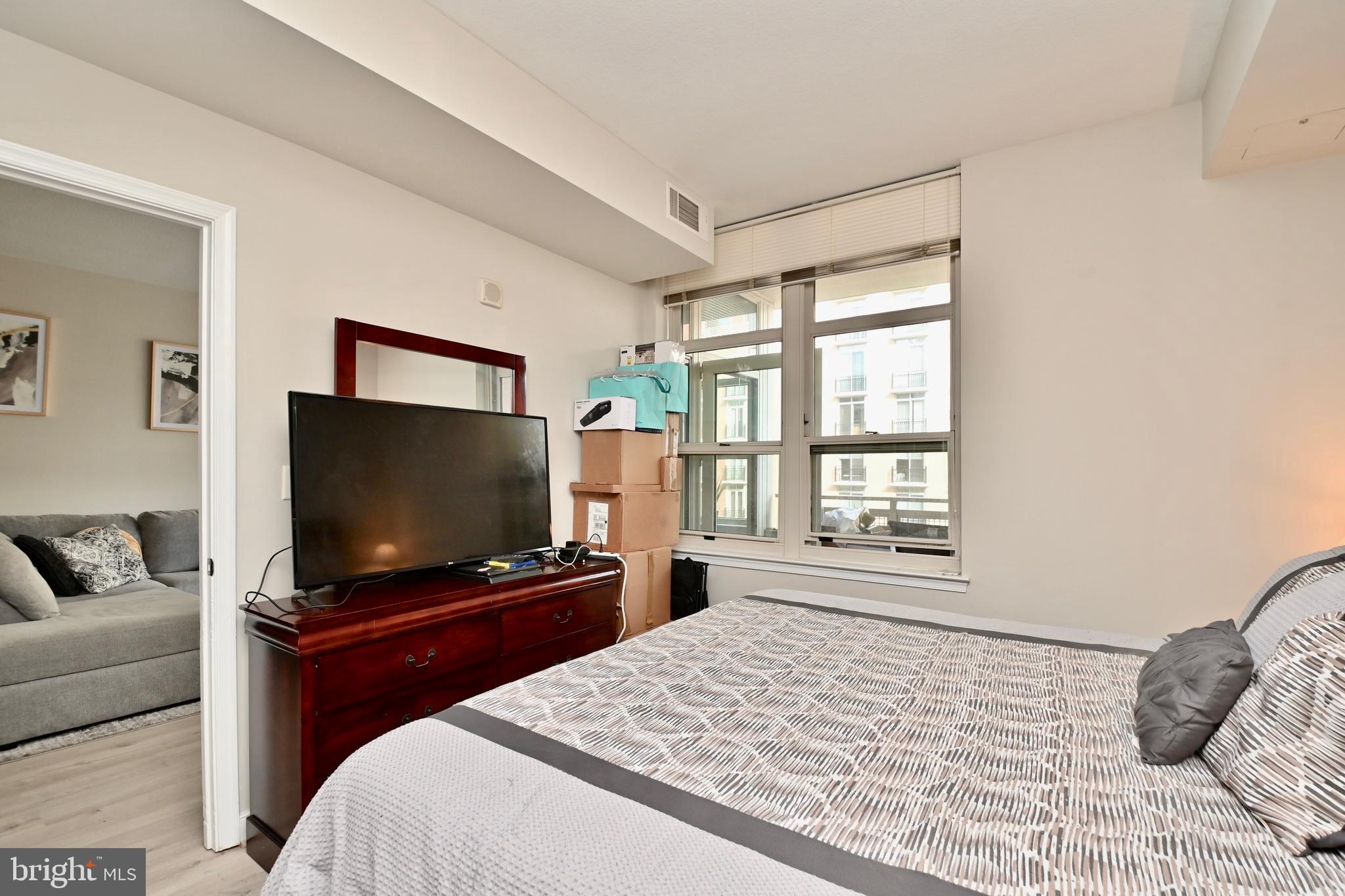 NATIONAL HARBOR - Residential Lease