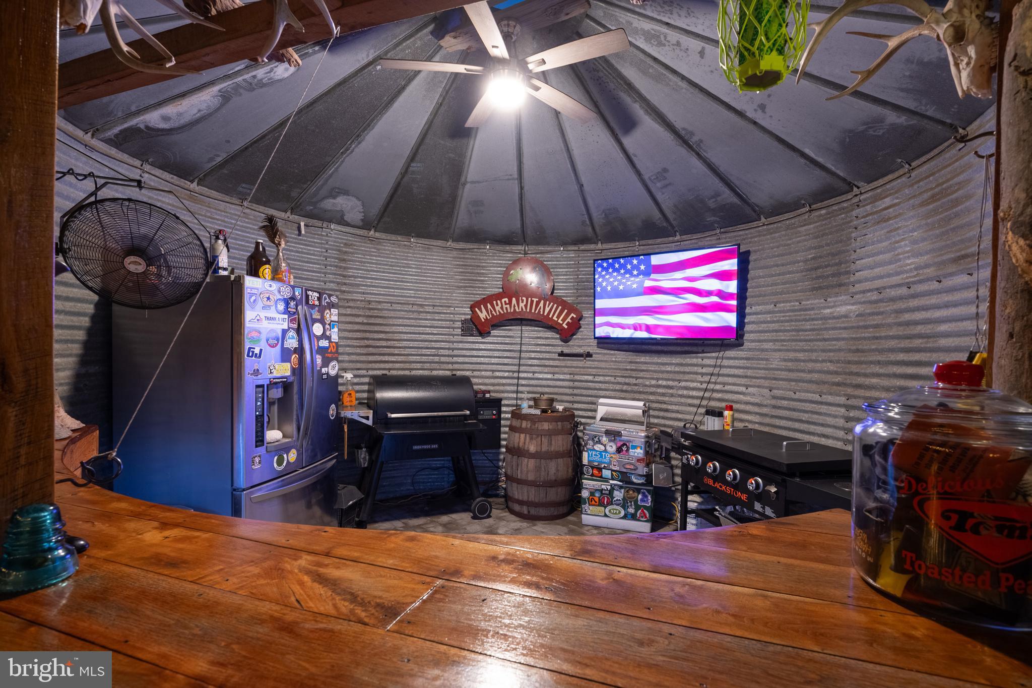 HILLCREST HEIGHTS - Residential