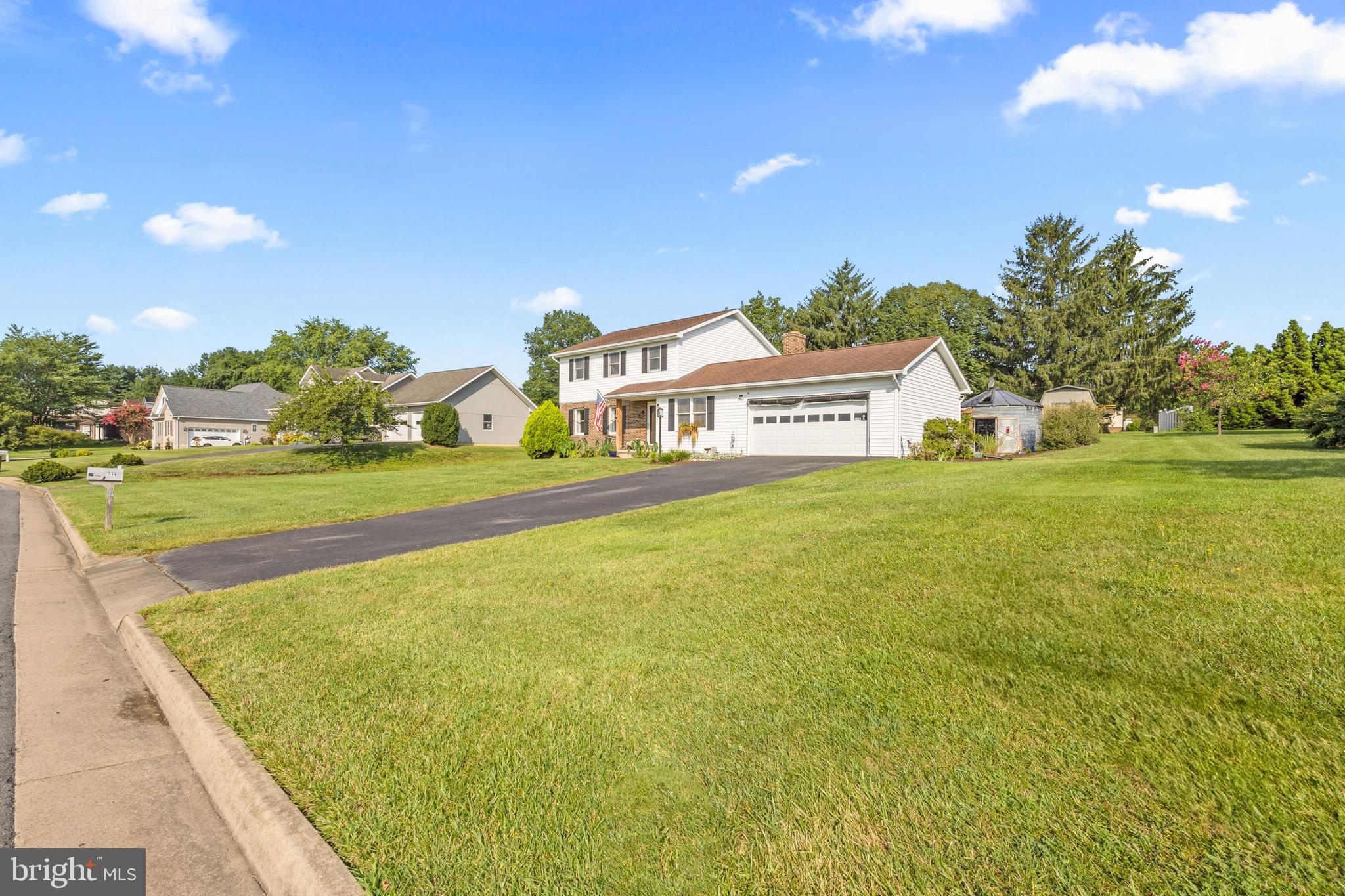 HILLCREST HEIGHTS - Residential