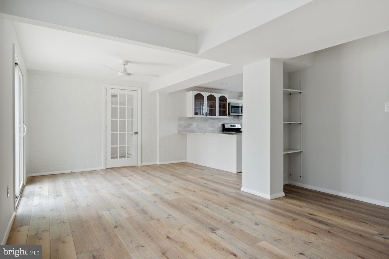 WAYNEWOOD - Residential Lease