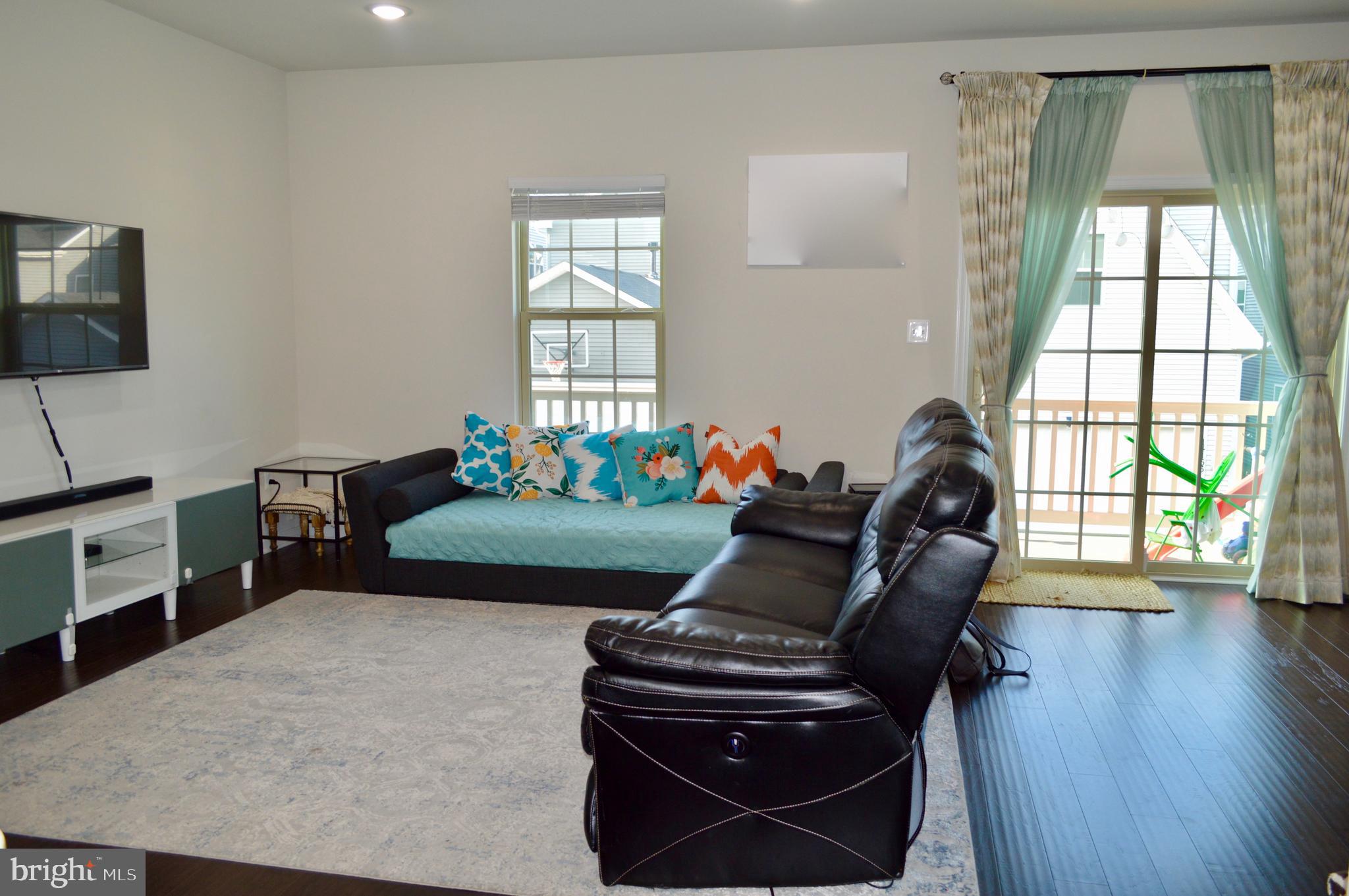 CABIN BRANCH - Residential