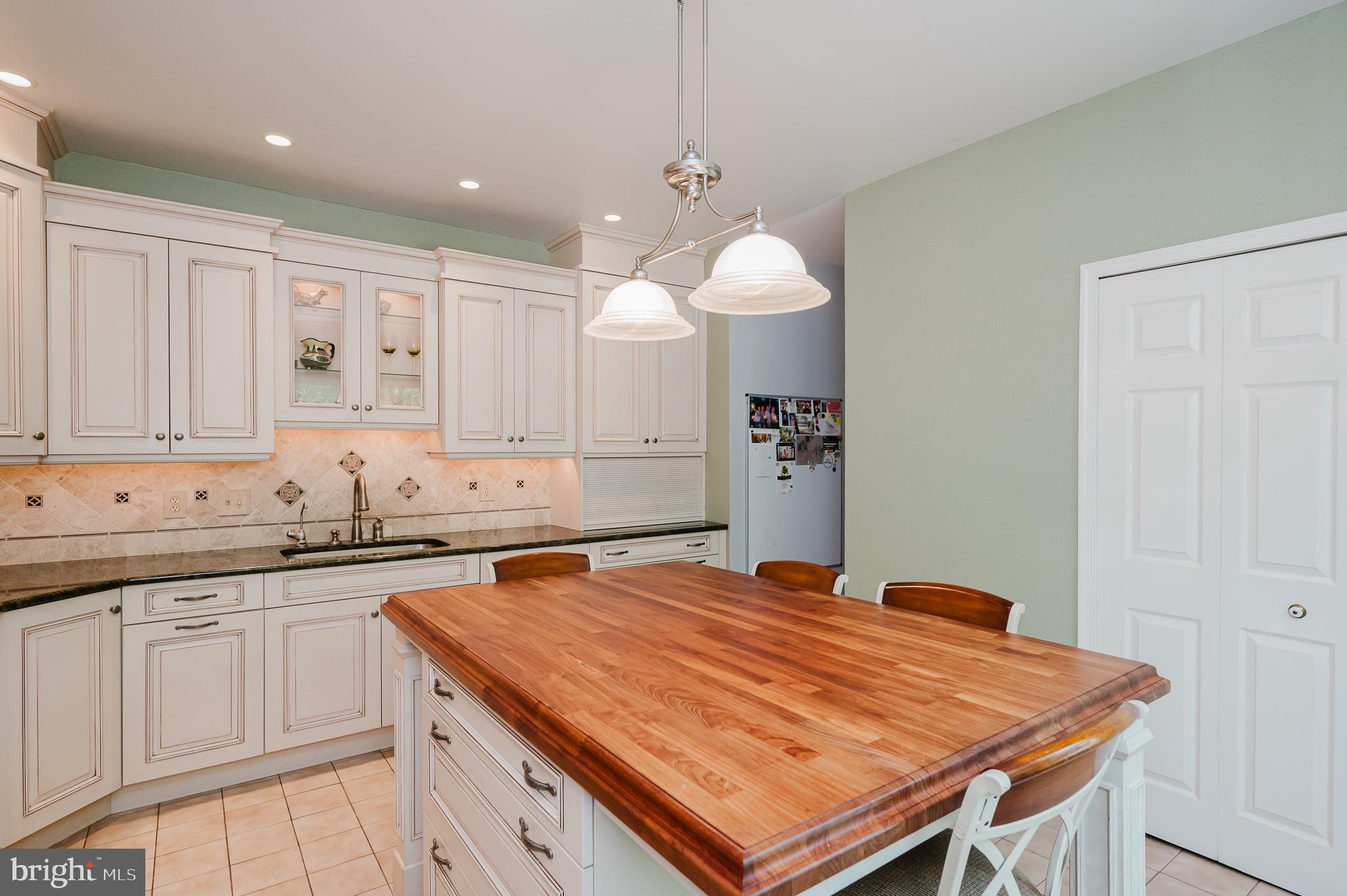 2 ALDERMAN COURT