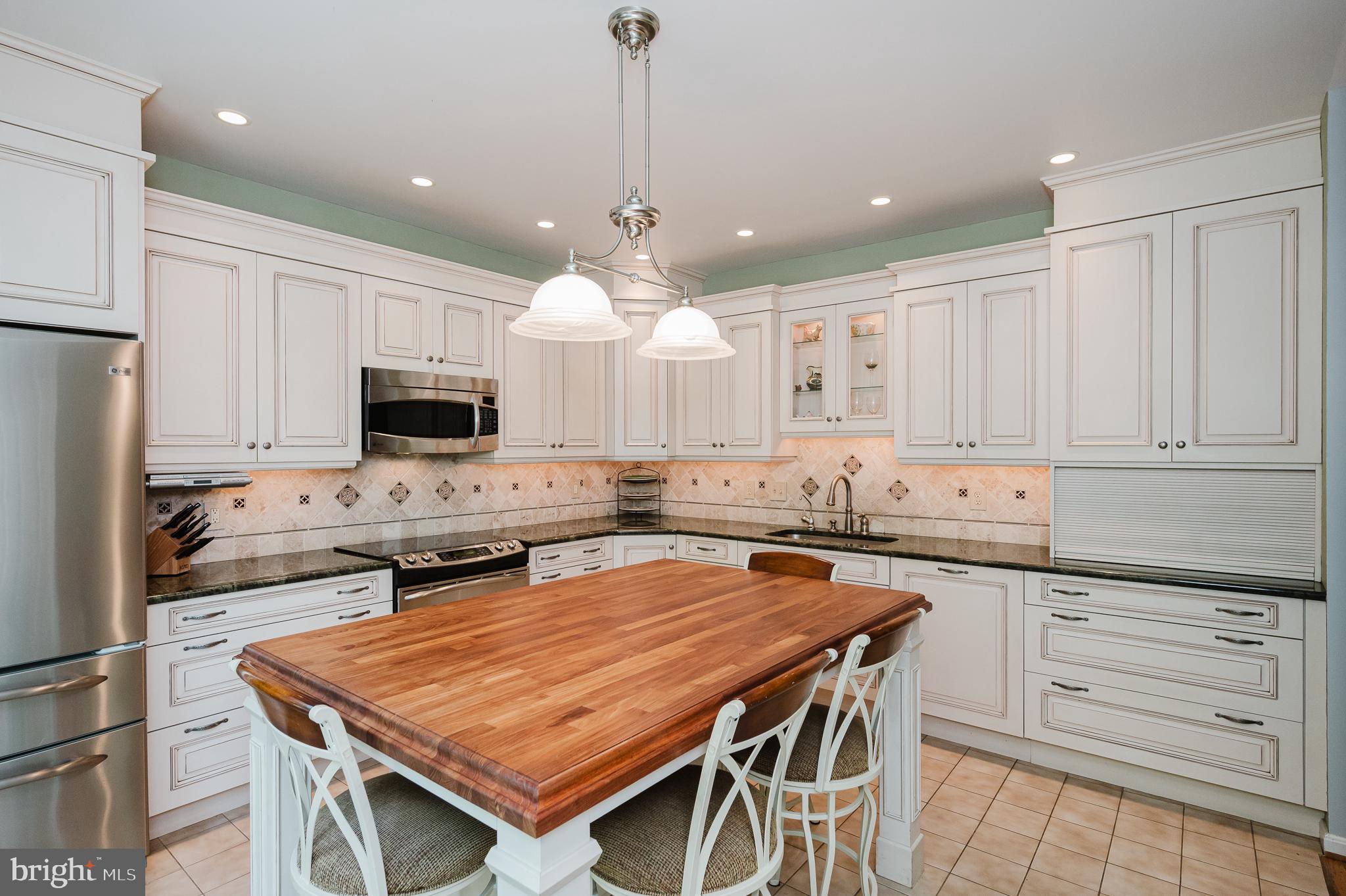 2 ALDERMAN COURT