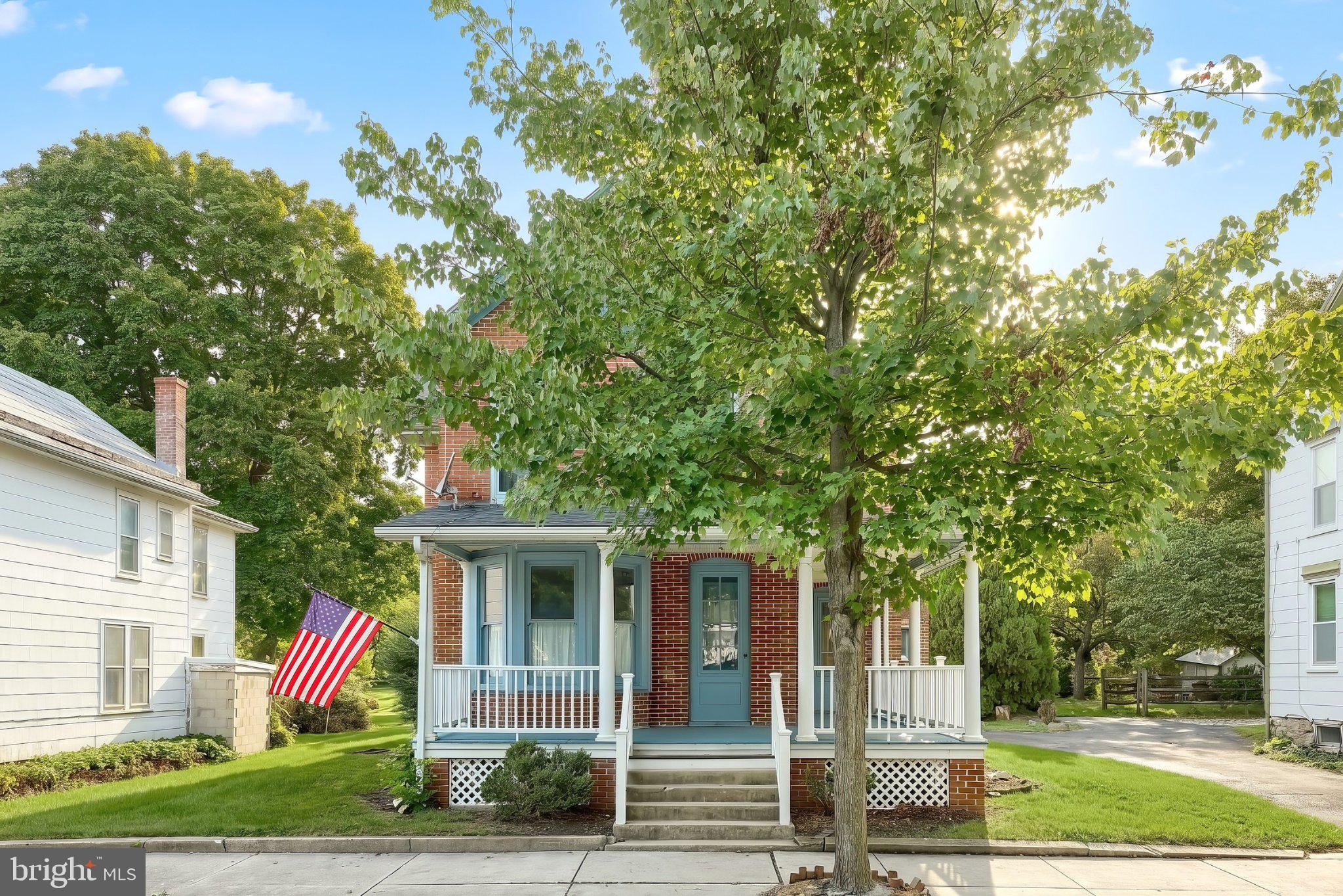 23 W MAIN STREET