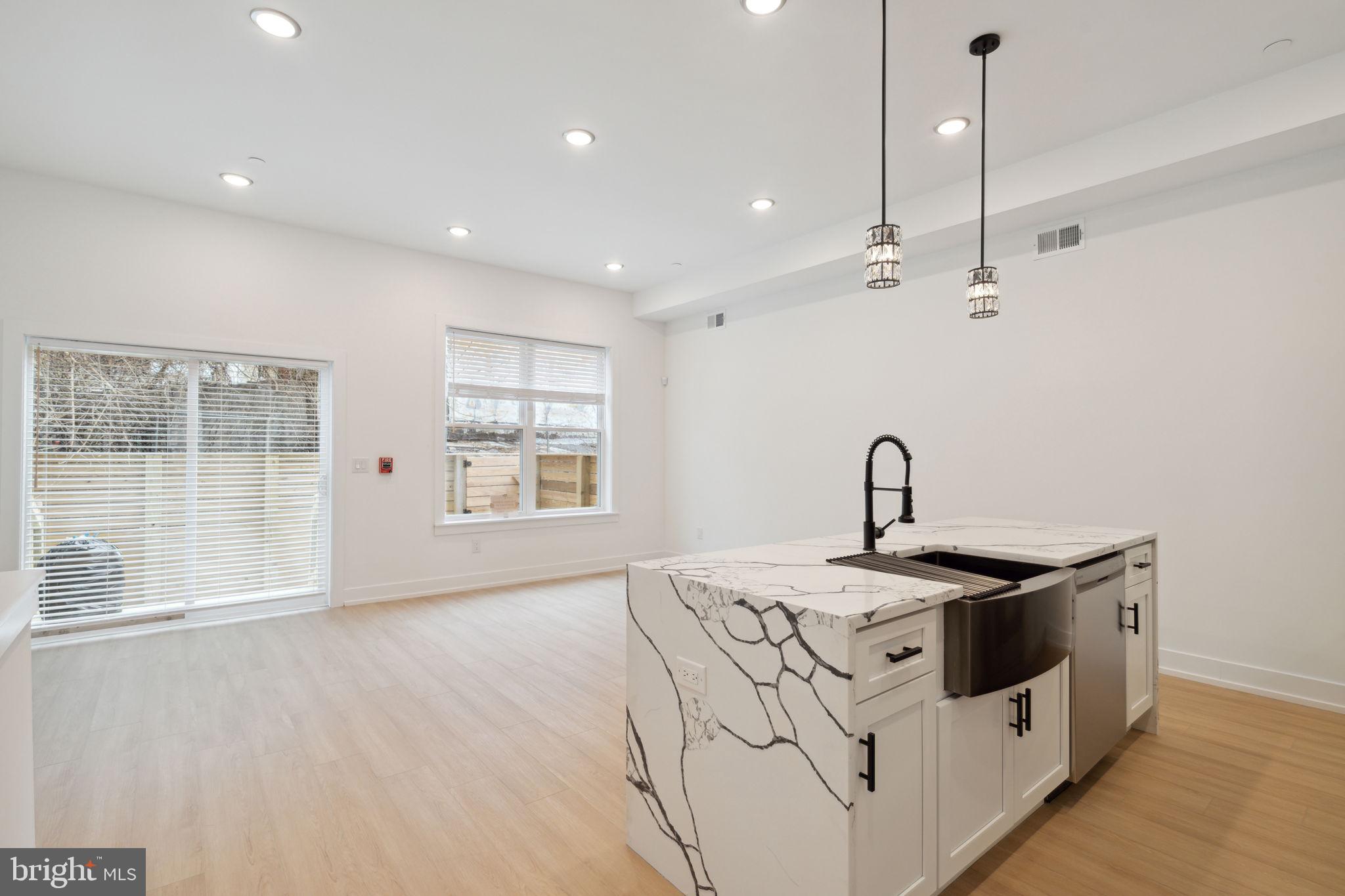 FISHTOWN - Residential Lease