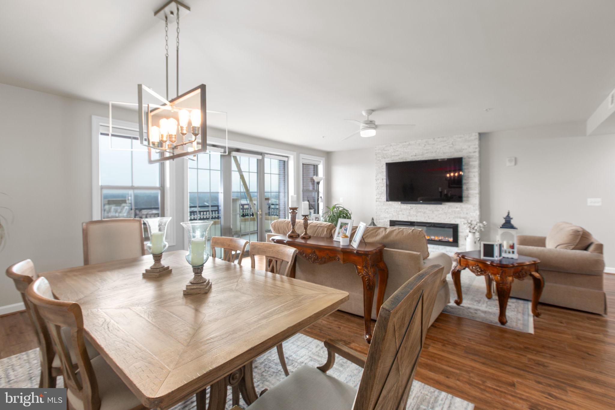 485 HARBOR SIDE STREET 910