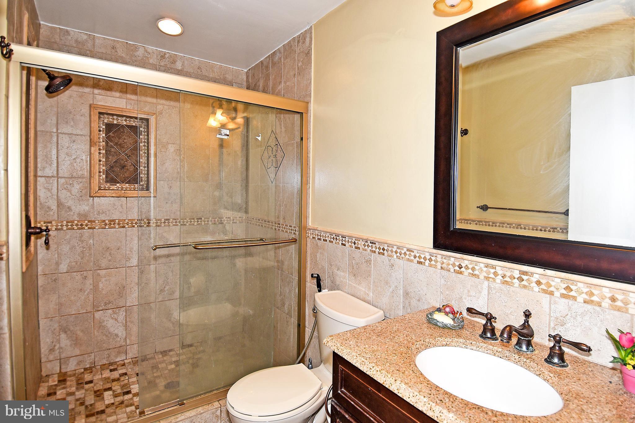 GREENFIELD FARM - Residential Lease