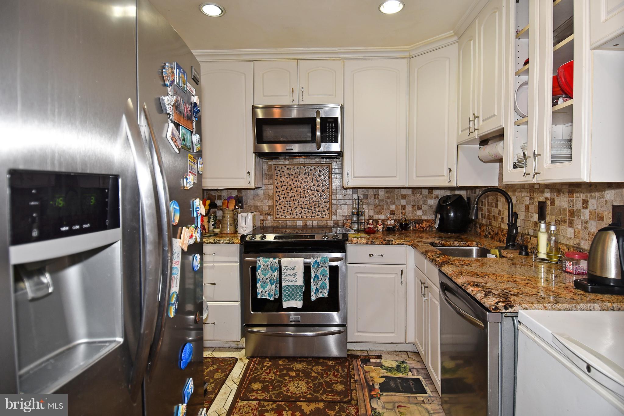 GREENFIELD FARM - Residential Lease