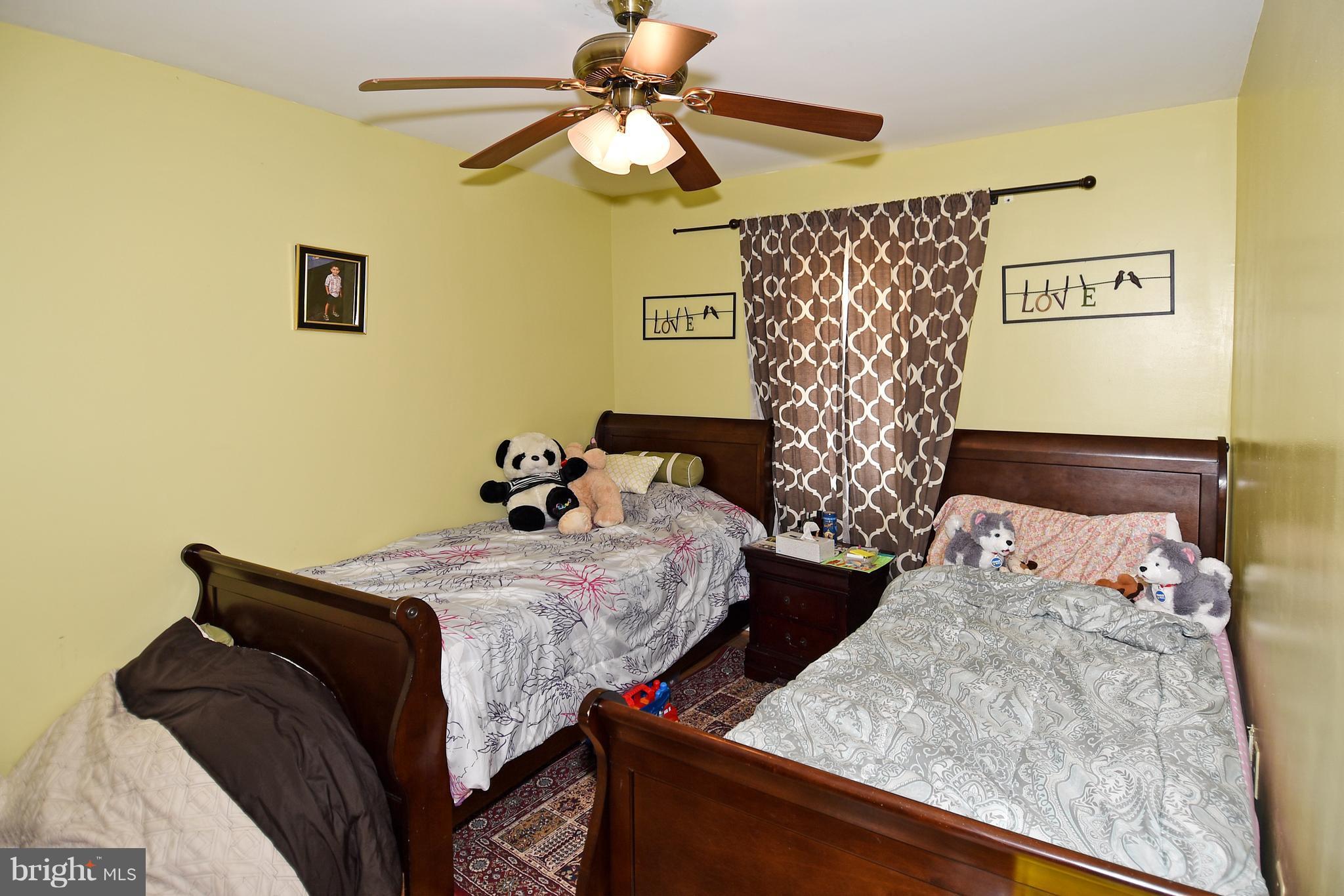 GREENFIELD FARM - Residential Lease