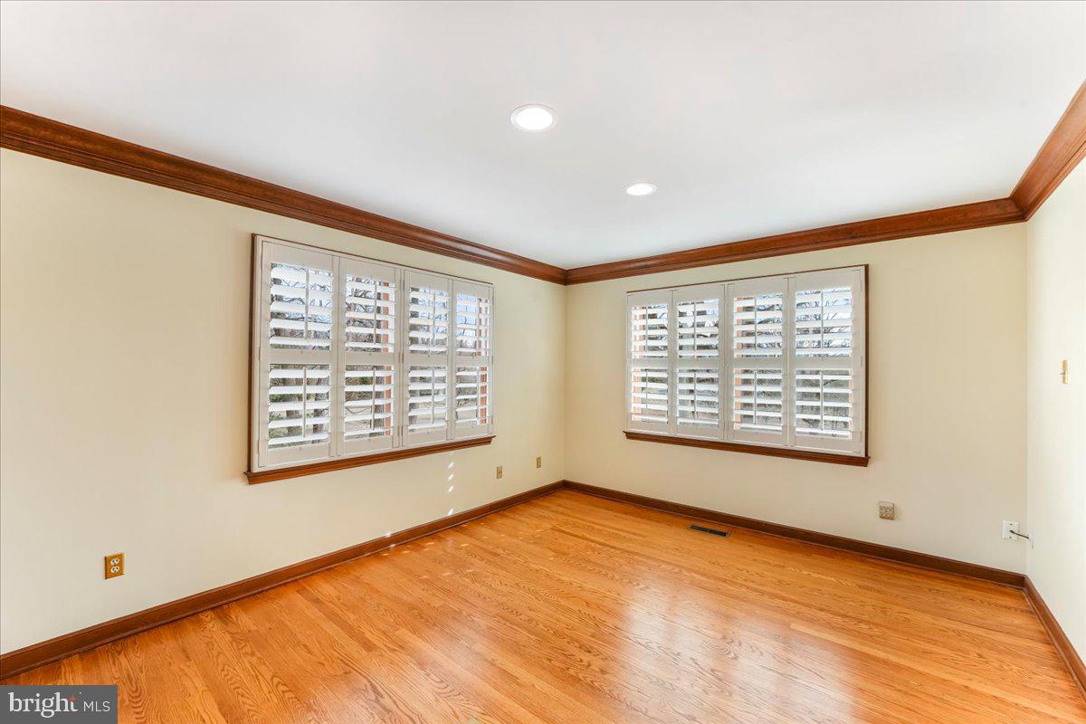 CROSS CREEK - Residential