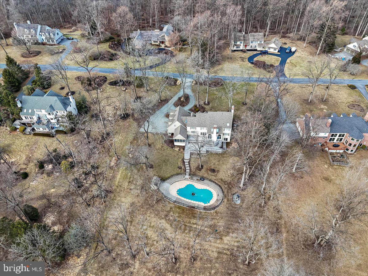 CROSS CREEK - Residential