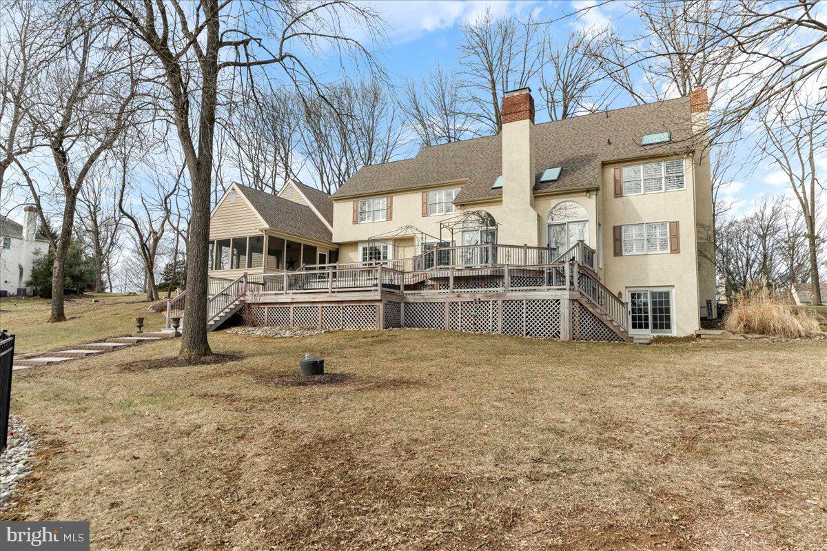 CROSS CREEK - Residential