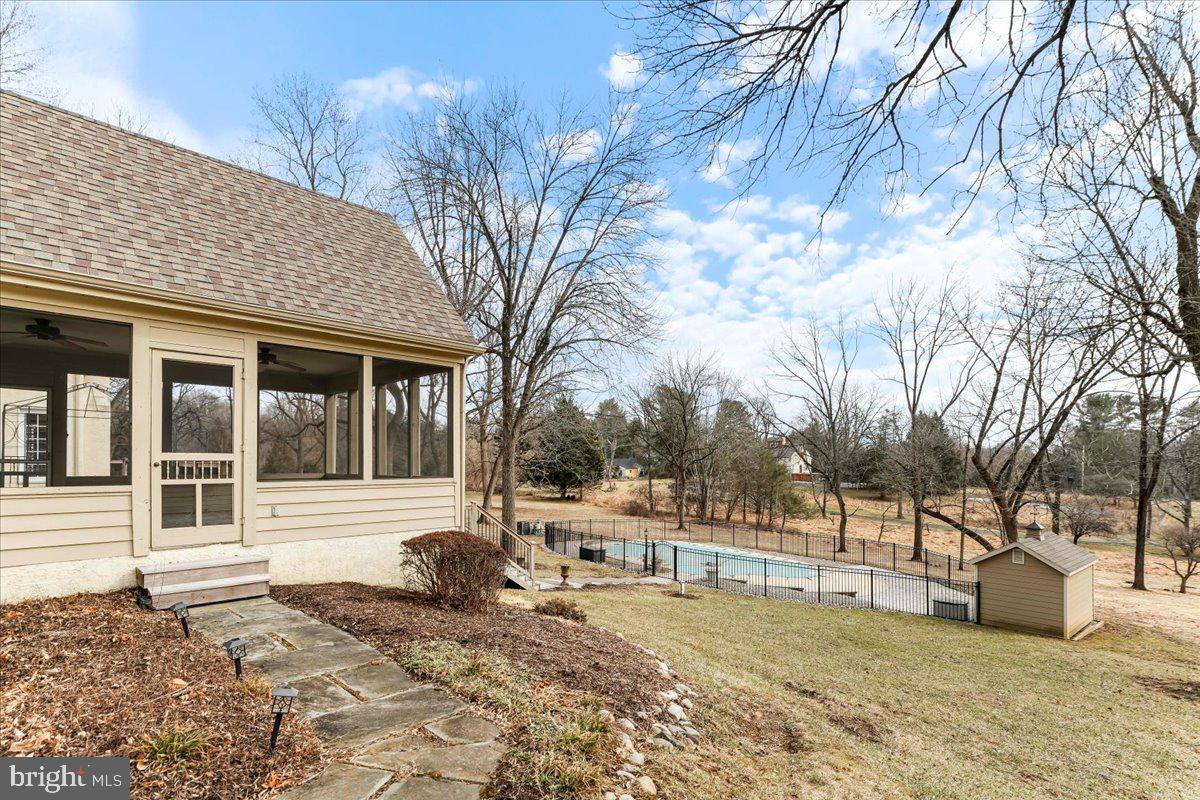 CROSS CREEK - Residential