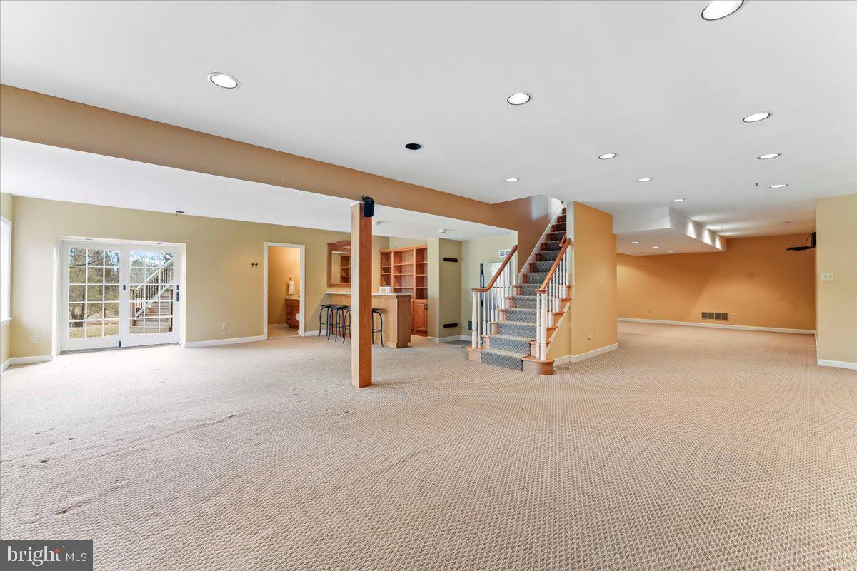 CROSS CREEK - Residential