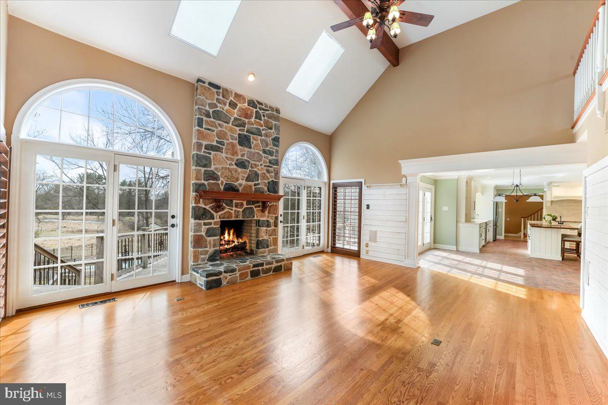 CROSS CREEK - Residential