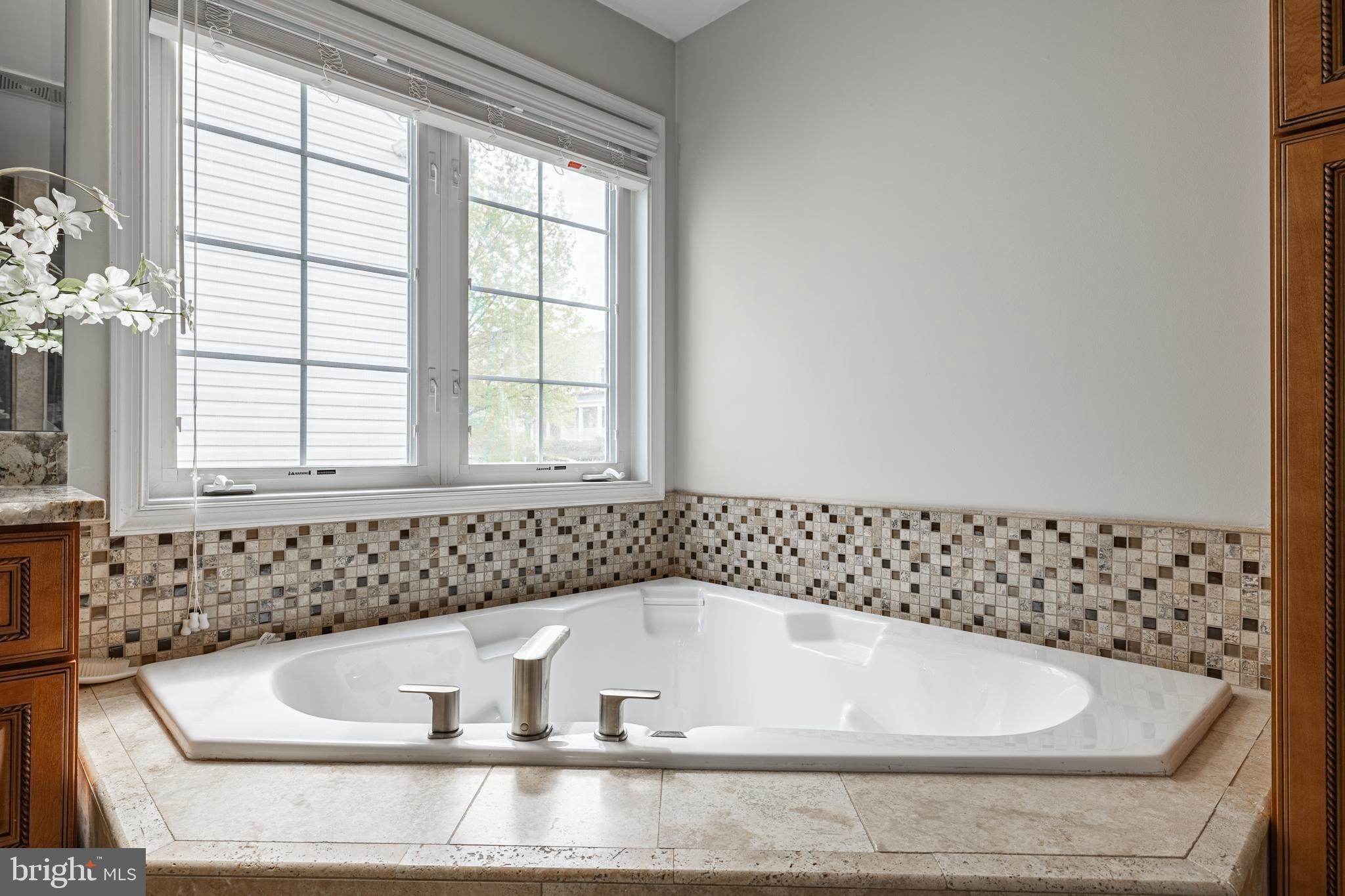 LAUREL HILL - Residential