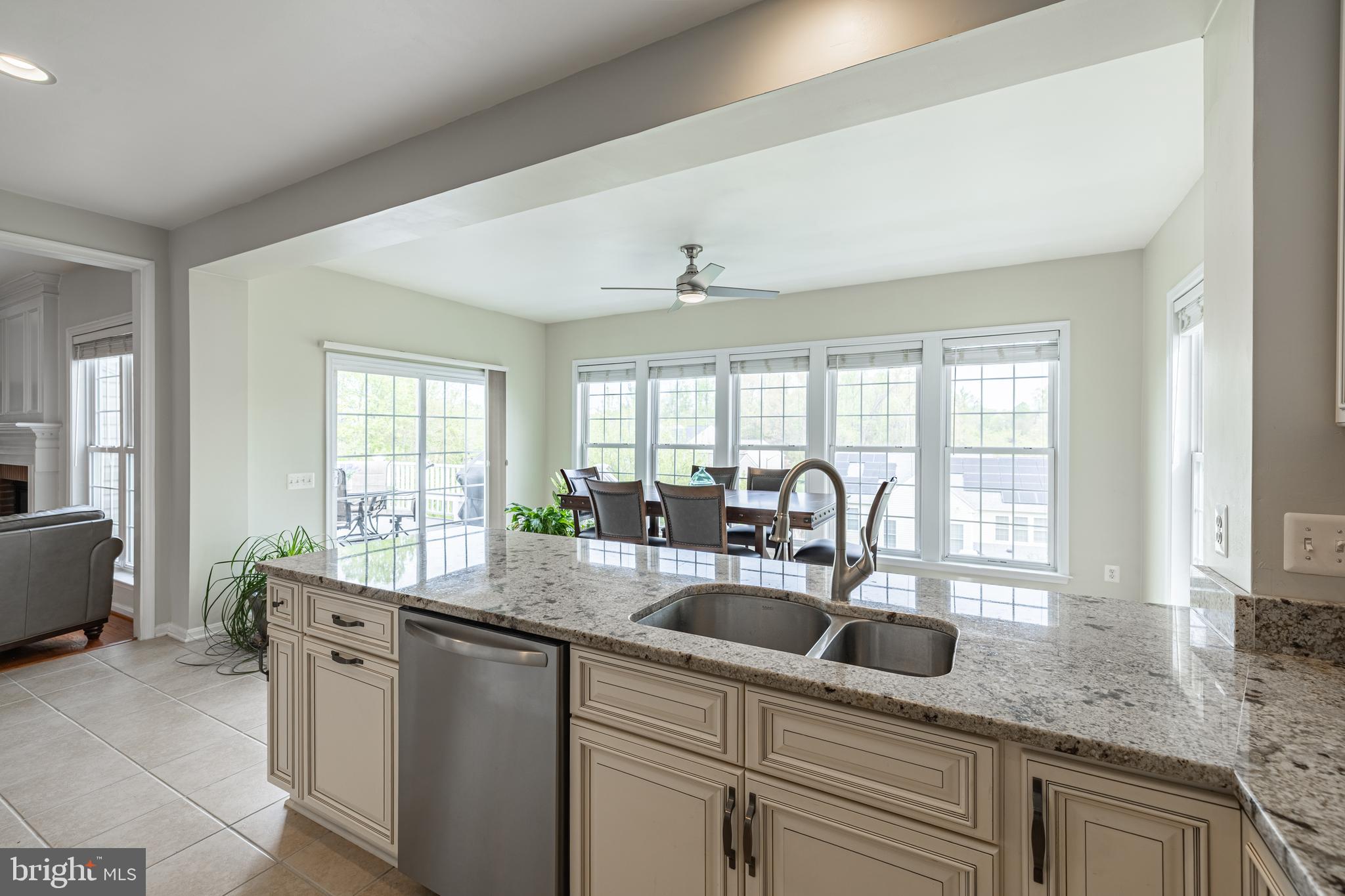 LAUREL HILL - Residential