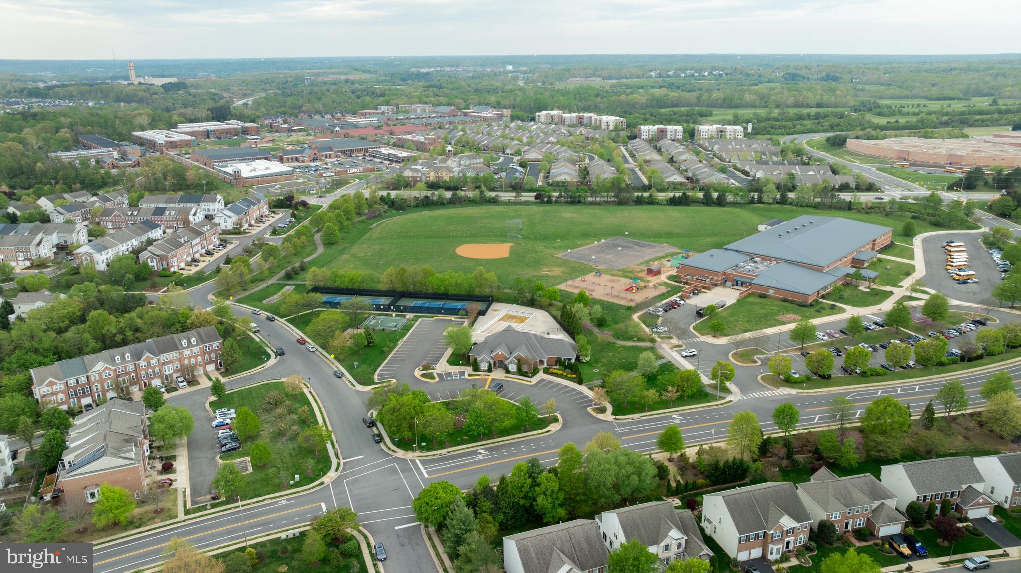 LAUREL HILL - Residential