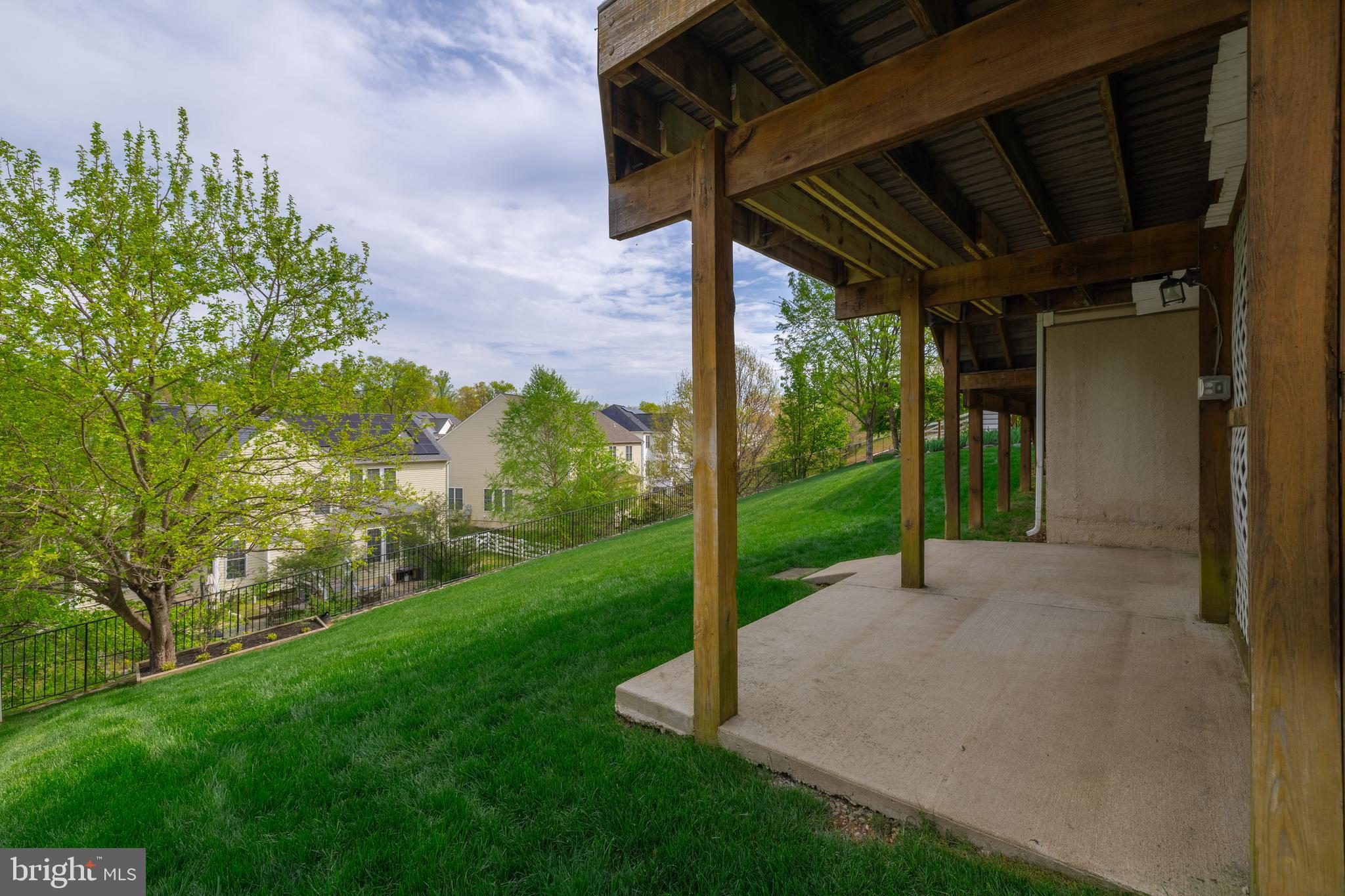 LAUREL HILL - Residential