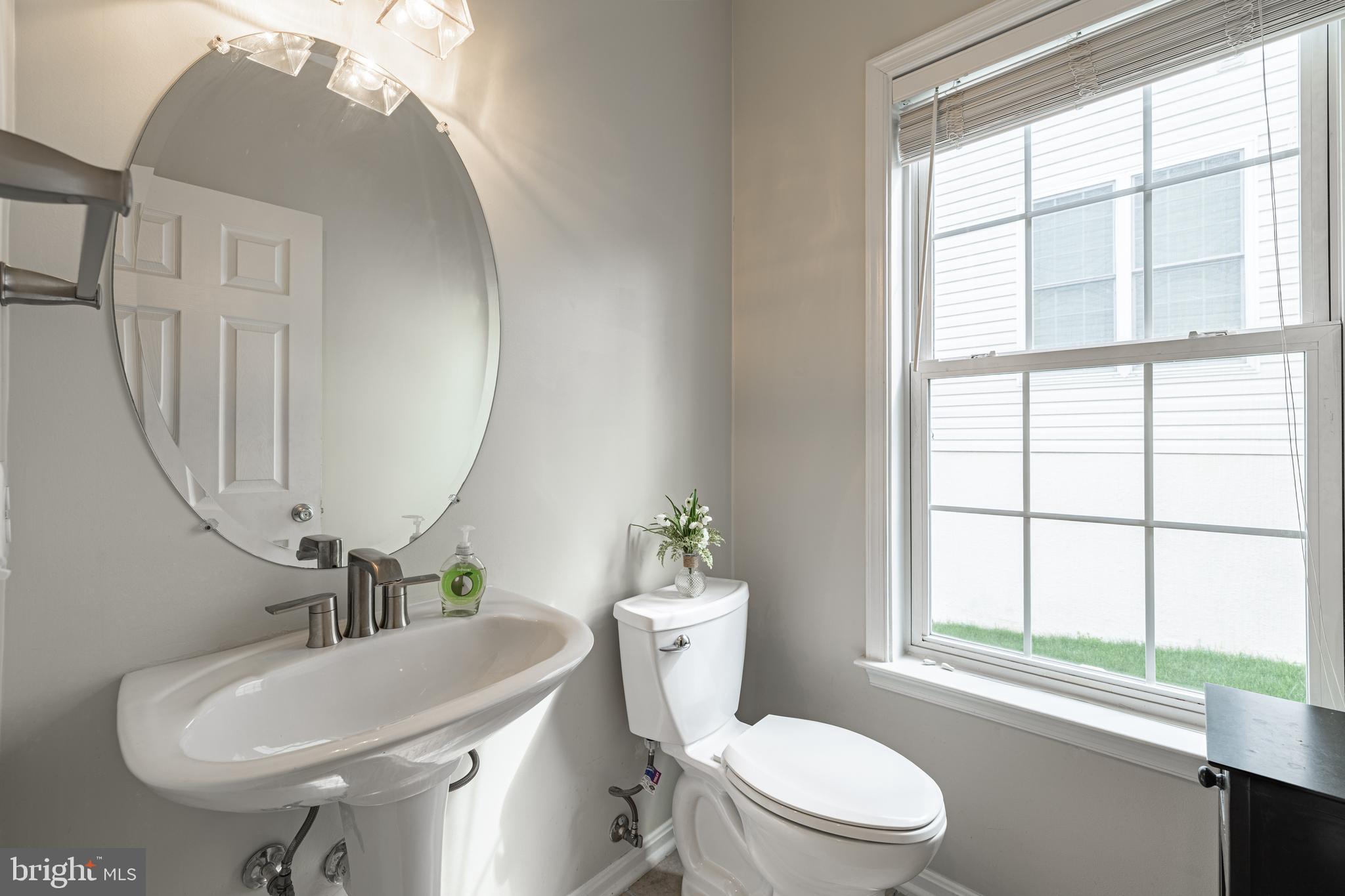 LAUREL HILL - Residential