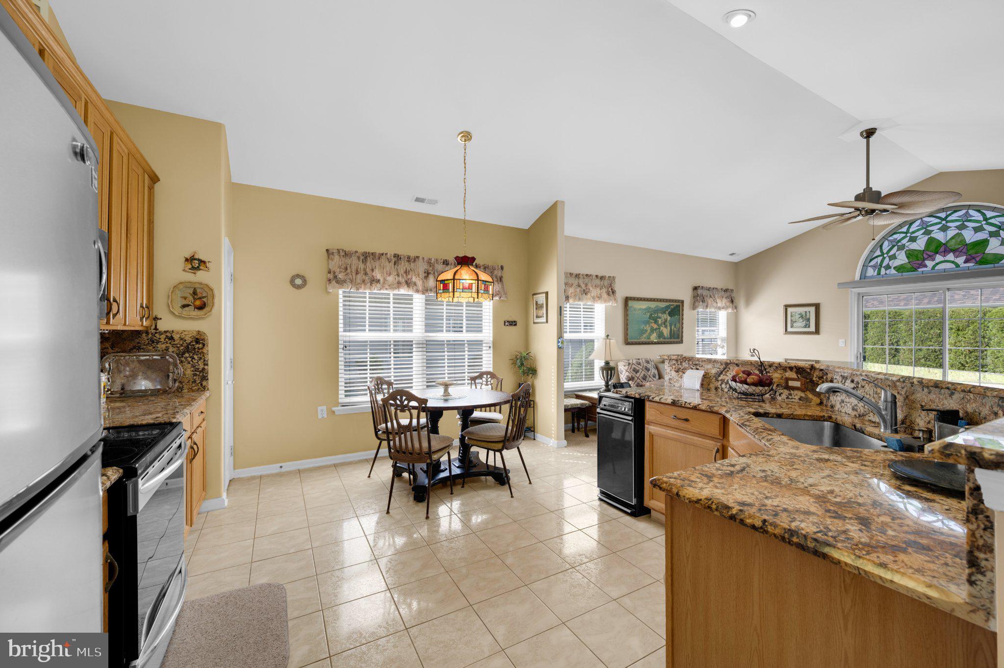 48 DANTE DRIVE - Photo 3