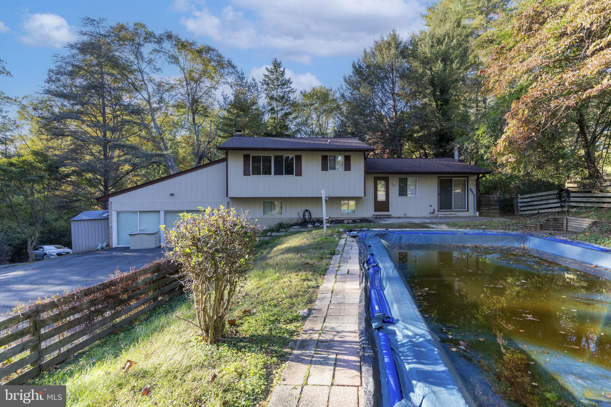 MONTFORD GLEN - Residential