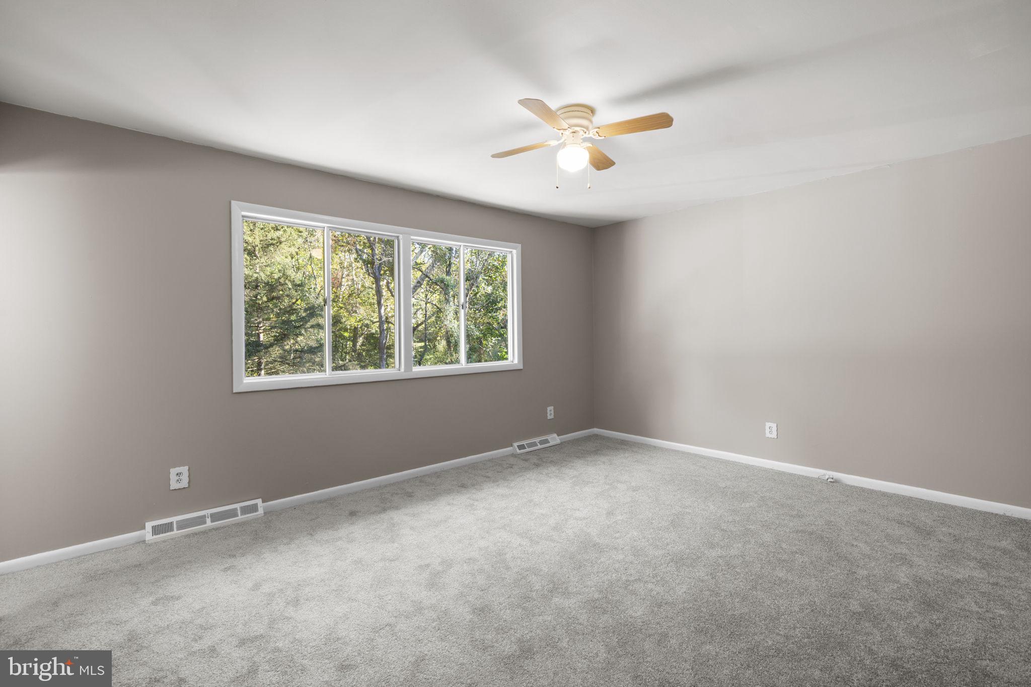 MONTFORD GLEN - Residential