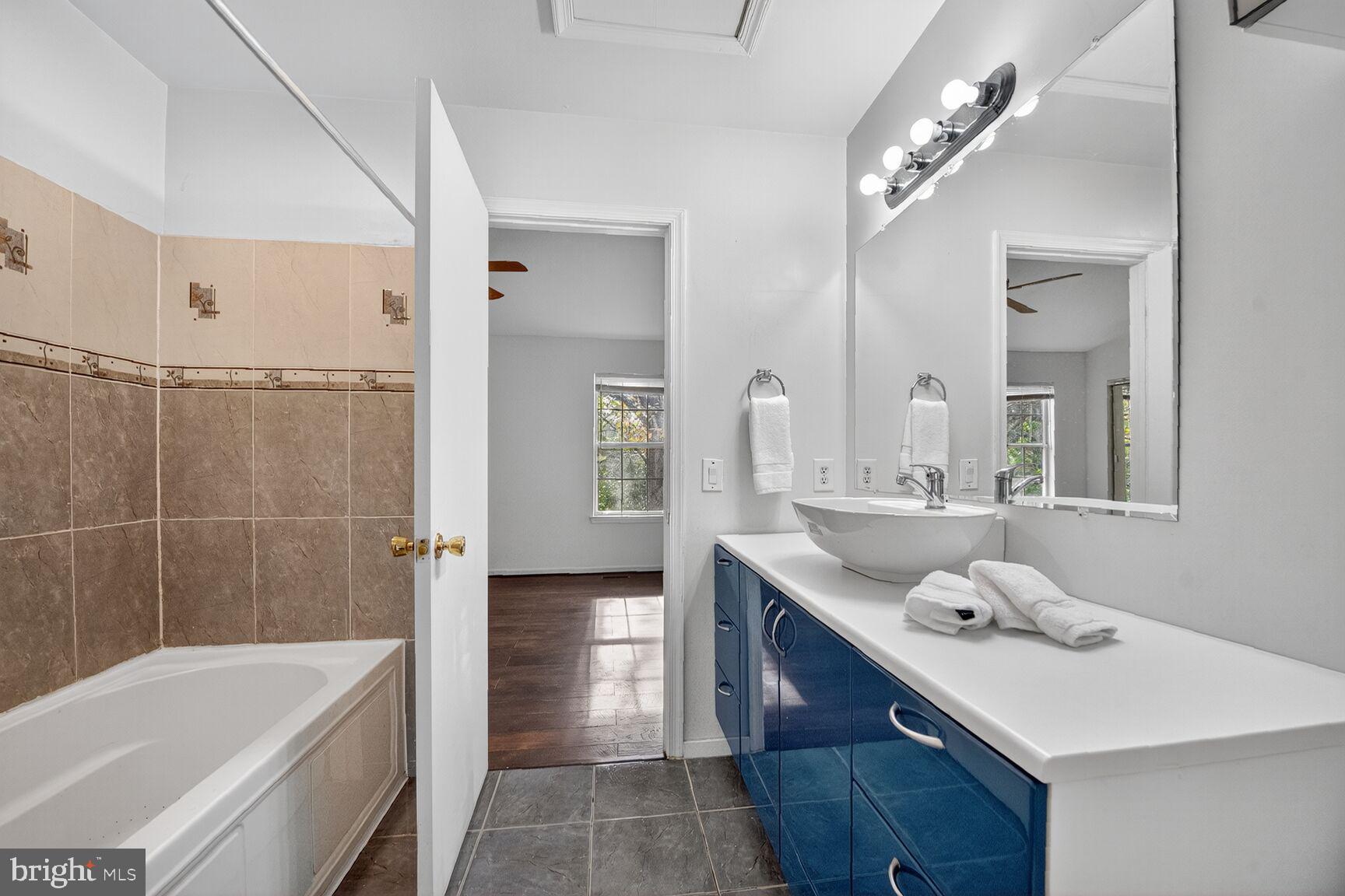 SEQUOIA FARMS - Residential Lease