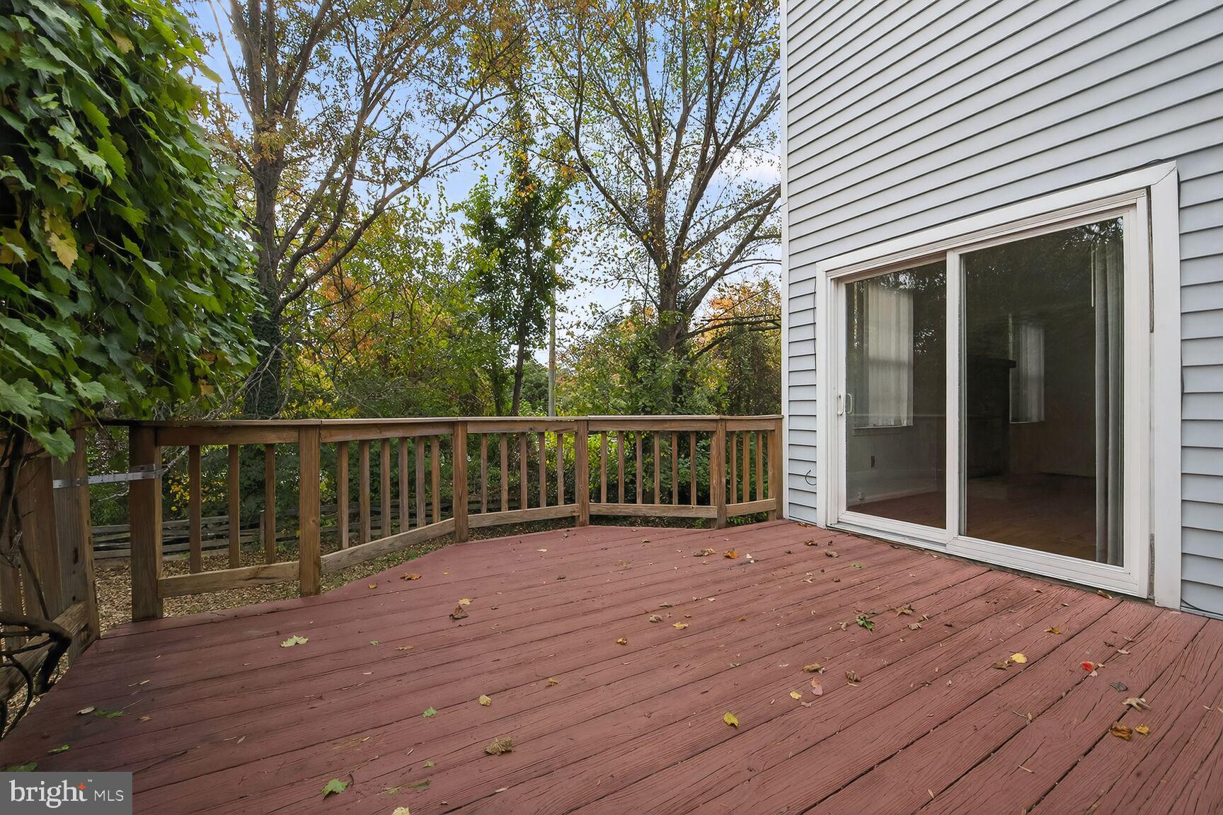 SEQUOIA FARMS - Residential Lease