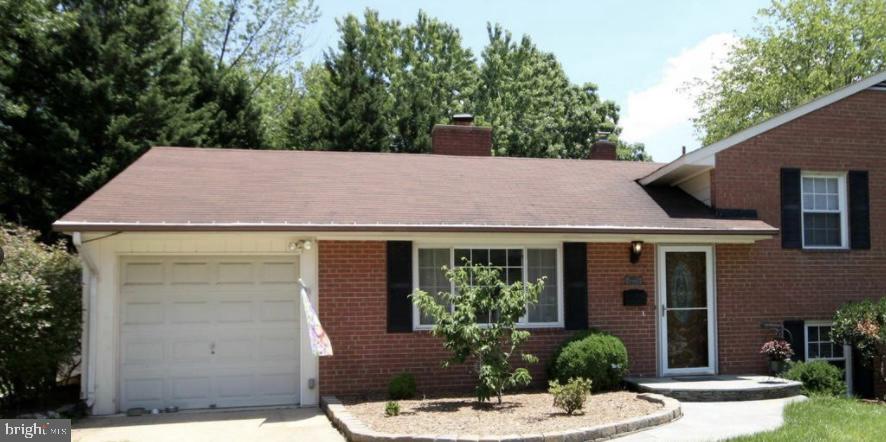 MONTICELLO FOREST - Residential Lease