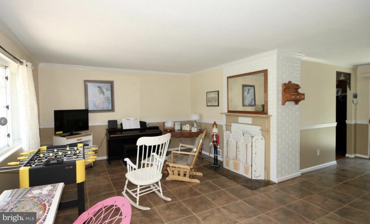 MONTICELLO FOREST - Residential Lease