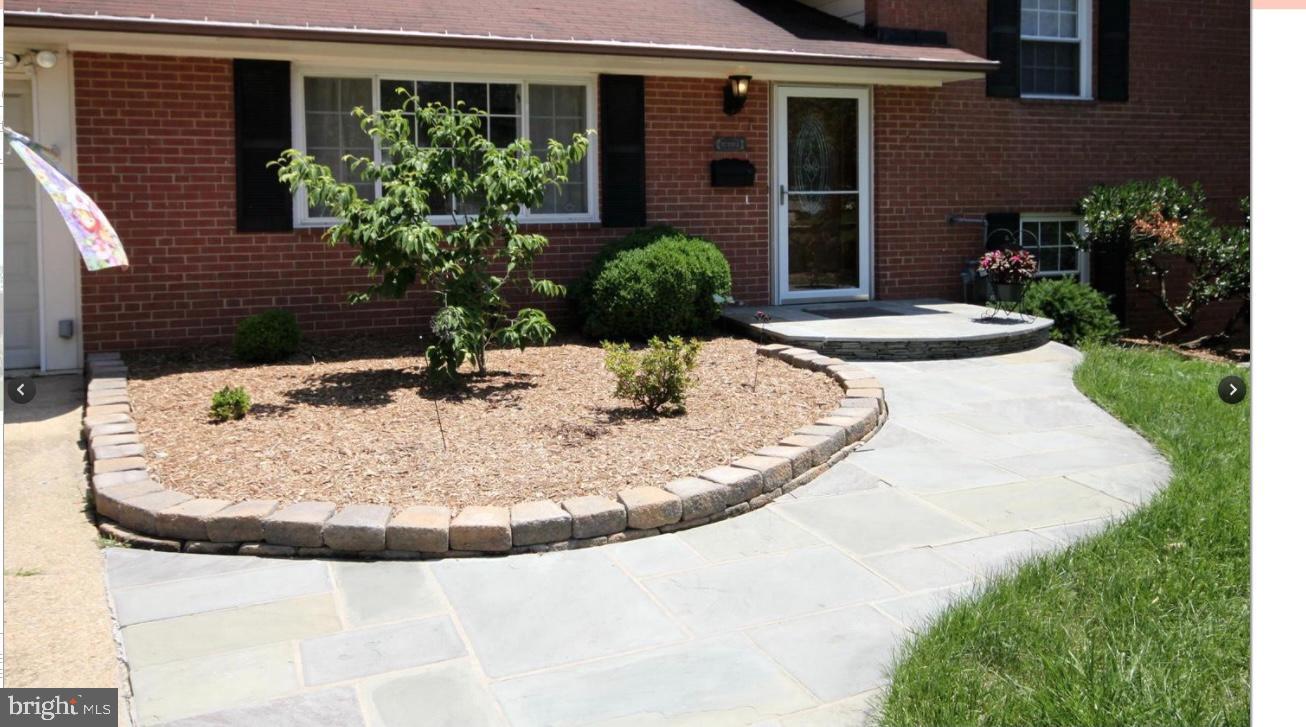 MONTICELLO FOREST - Residential Lease