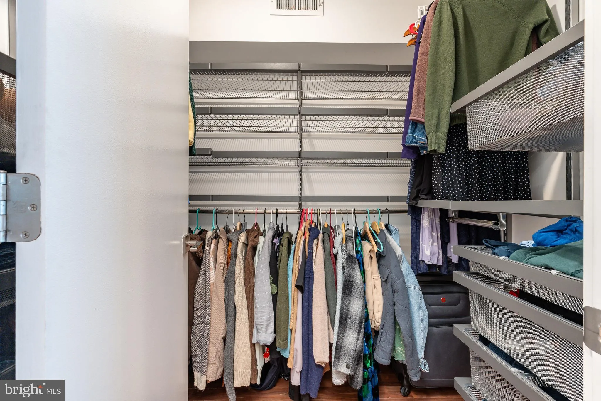 Philadelphia, Pennsylvania 19130, United States, 3 Bedrooms Bedrooms, ,3 BathroomsBathrooms,Residential,Coming Soon,142824