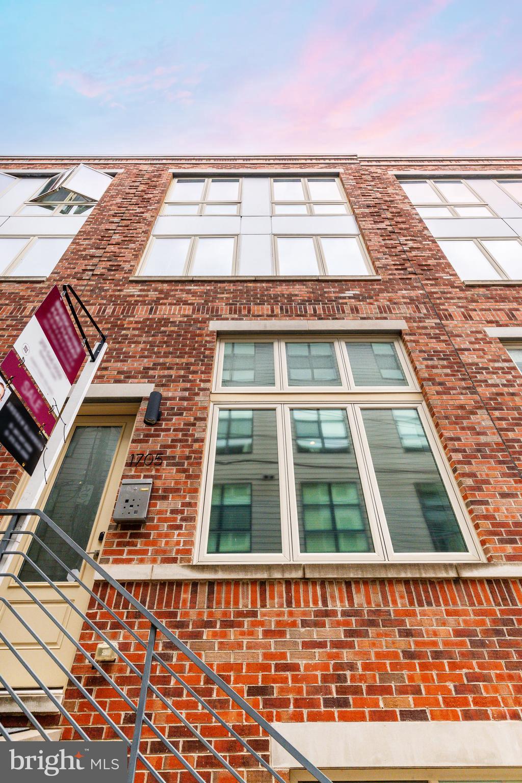 FAIRMOUNT - Residential