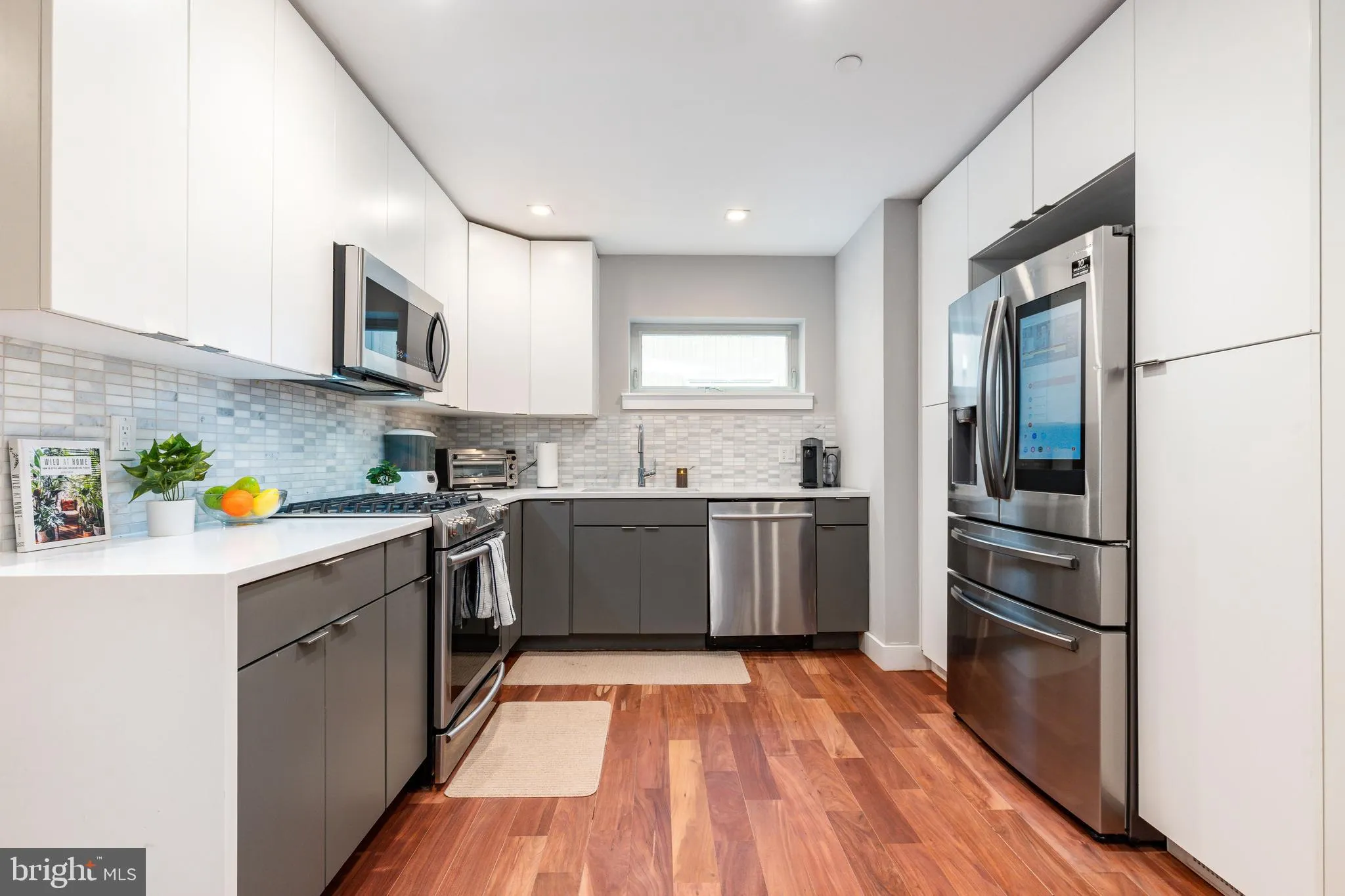 Philadelphia, Pennsylvania 19130, United States, 3 Bedrooms Bedrooms, ,3 BathroomsBathrooms,Residential,Coming Soon,142824