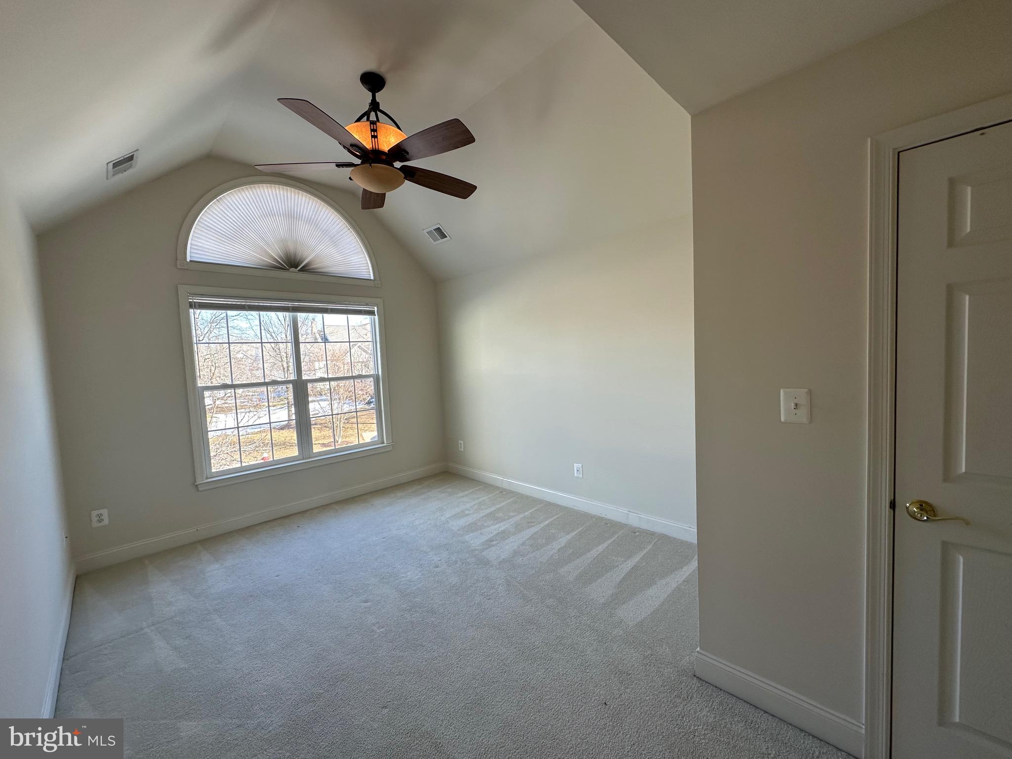 BELMONT COUNTRY CLUB - Residential Lease