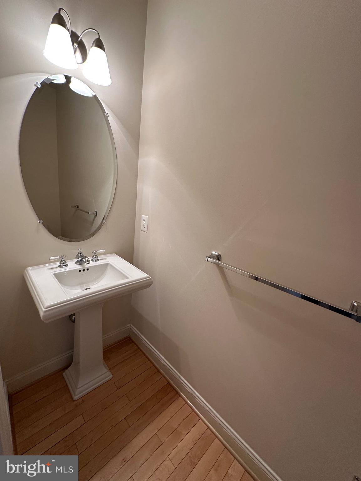 BELMONT COUNTRY CLUB - Residential Lease