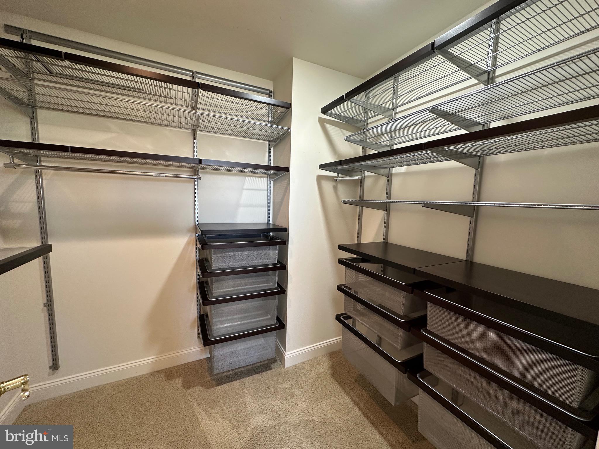 BELMONT COUNTRY CLUB - Residential Lease